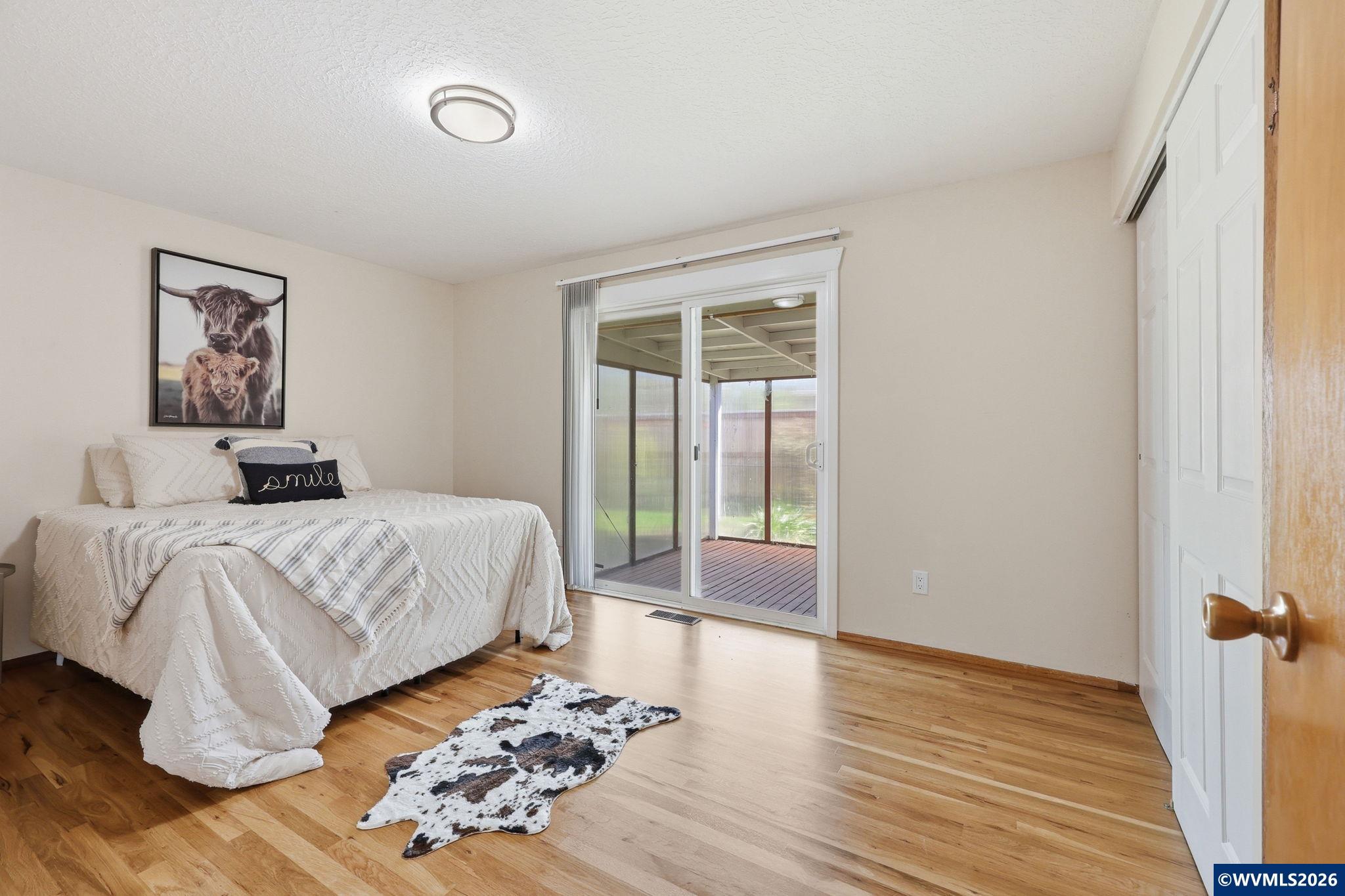 1383 Thompson Rd, Woodburn, OR, 97071