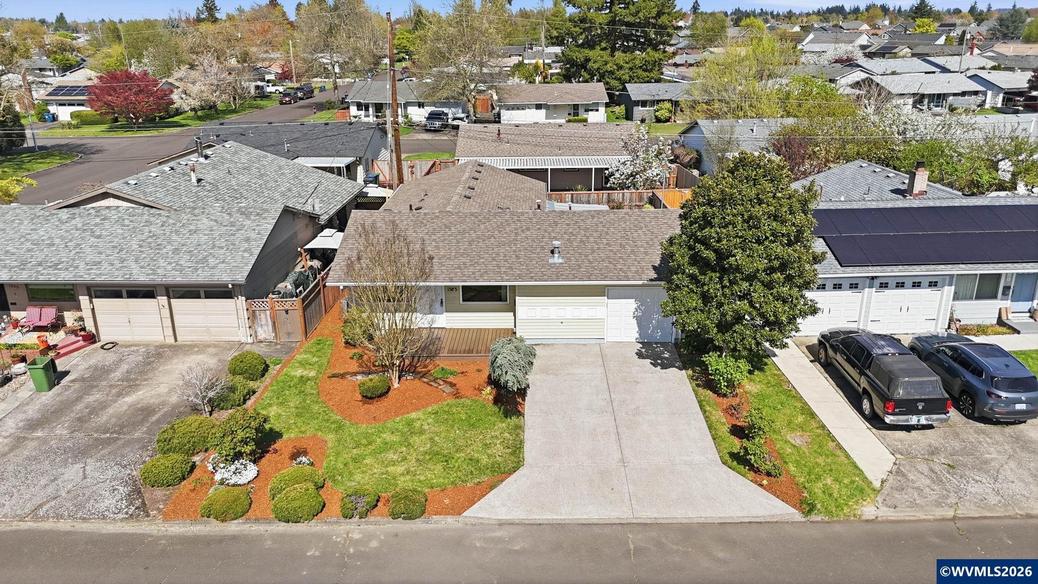 1383 Thompson Rd, Woodburn, OR, 97071