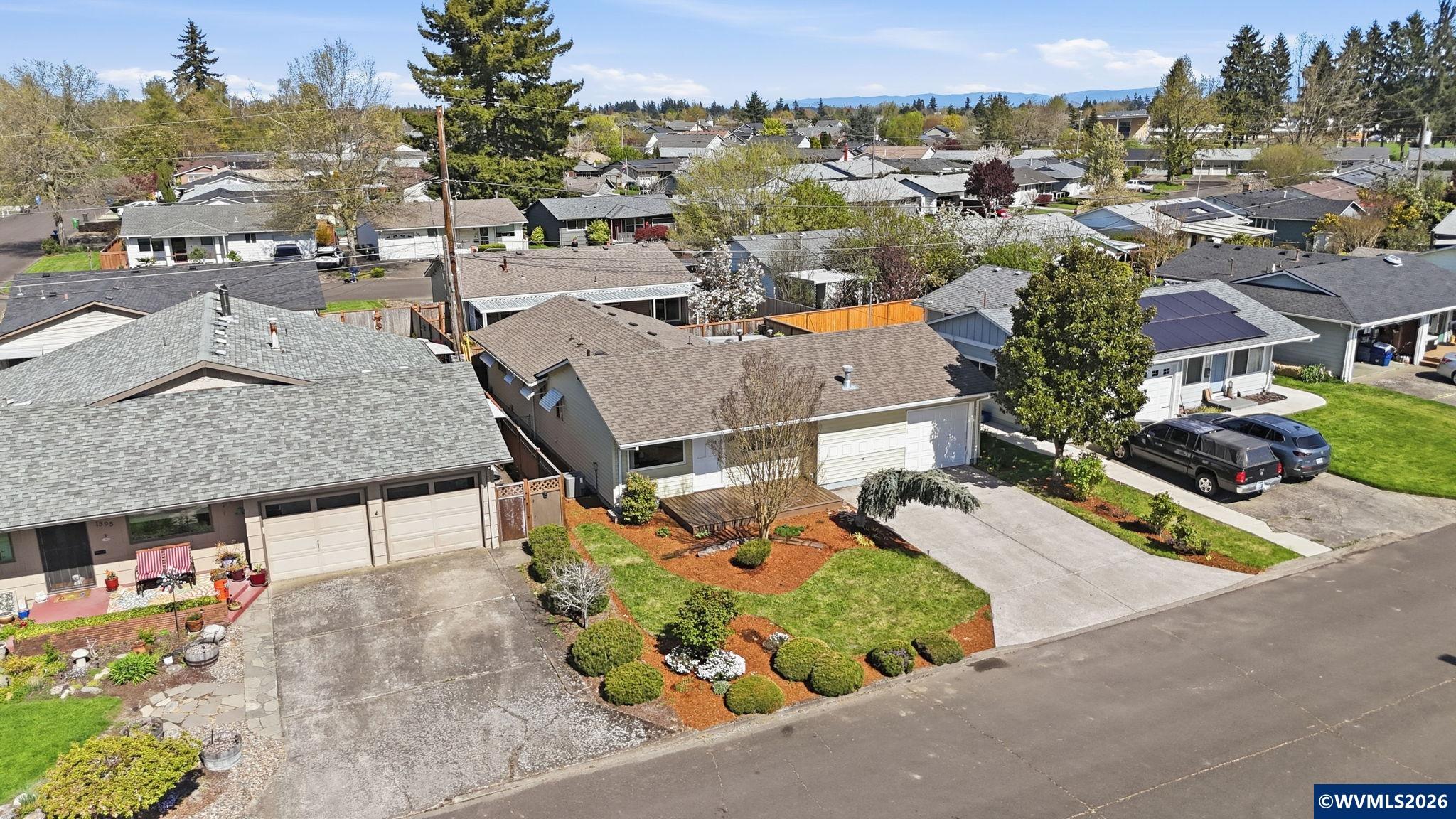 1383 Thompson Rd, Woodburn, OR, 97071