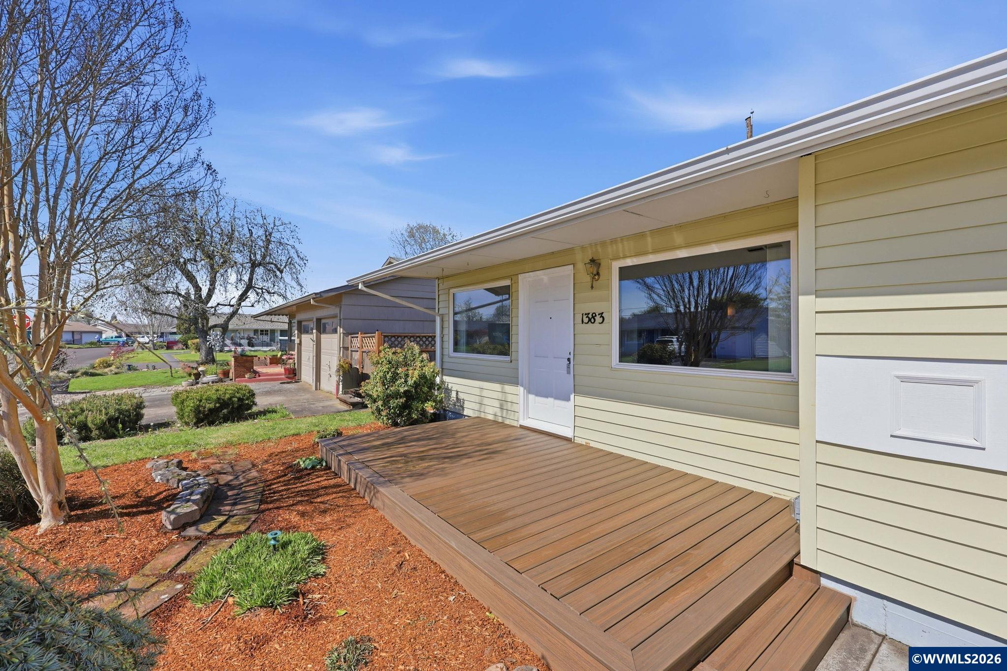 1383 Thompson Rd, Woodburn, OR, 97071