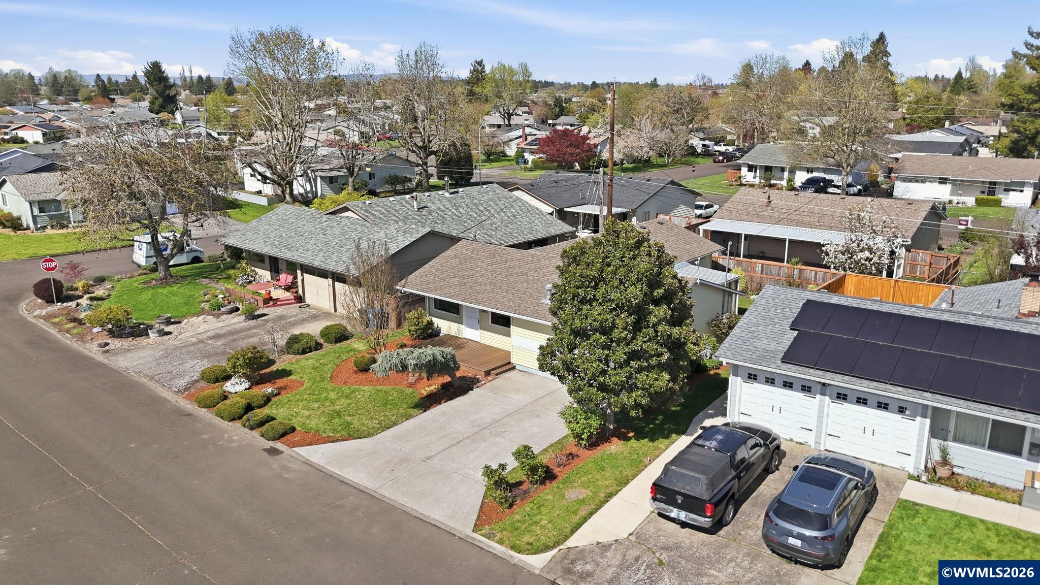 1383 Thompson Rd, Woodburn, OR, 97071