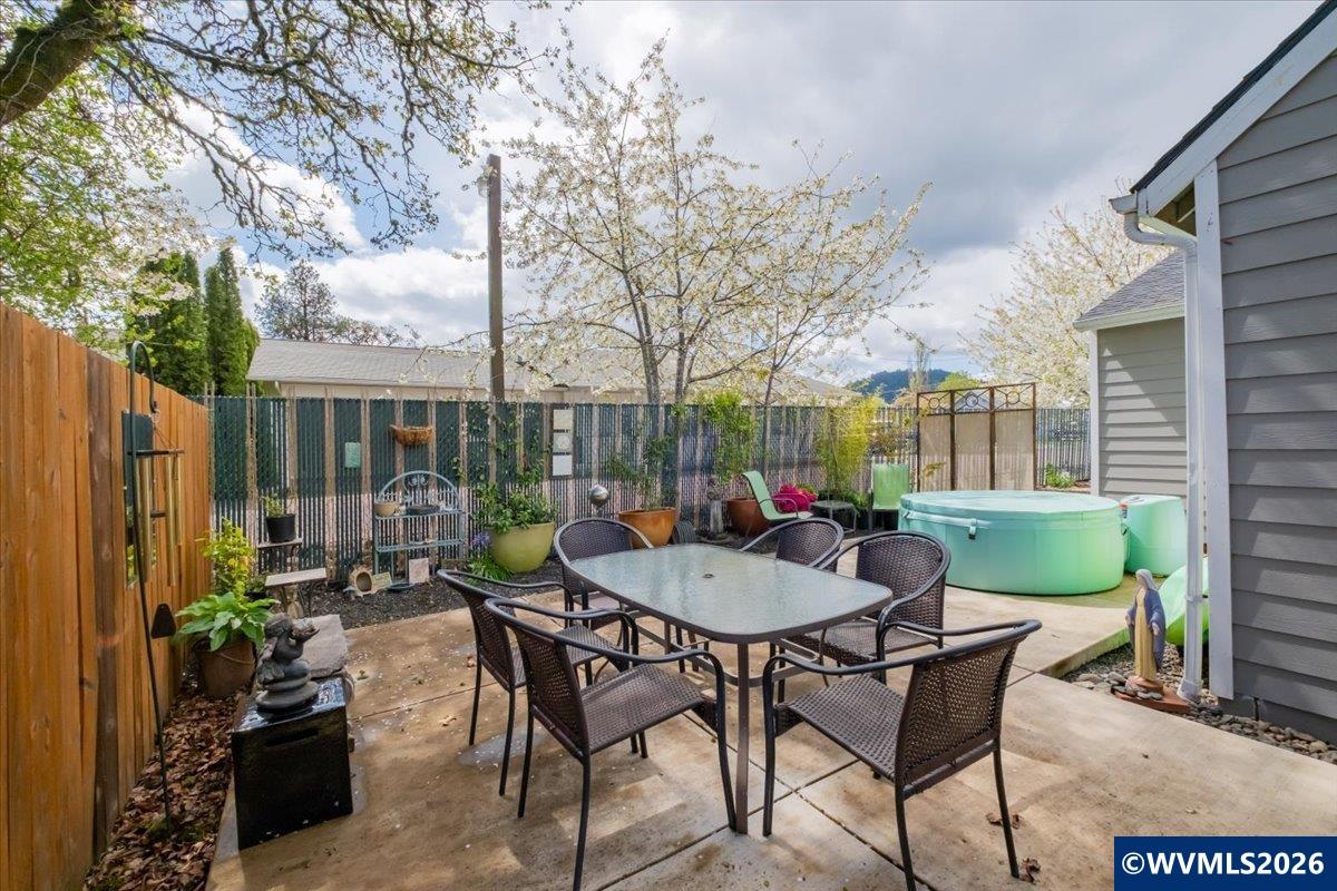 345 S 19th St, Philomath, OR, 97370