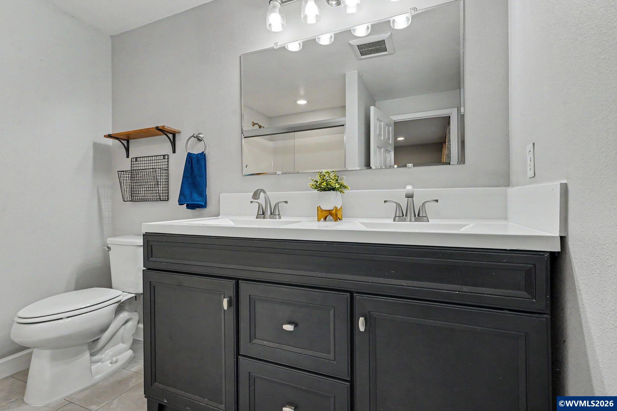 5627 SE Walnwood Ct, Salem, OR, 97306