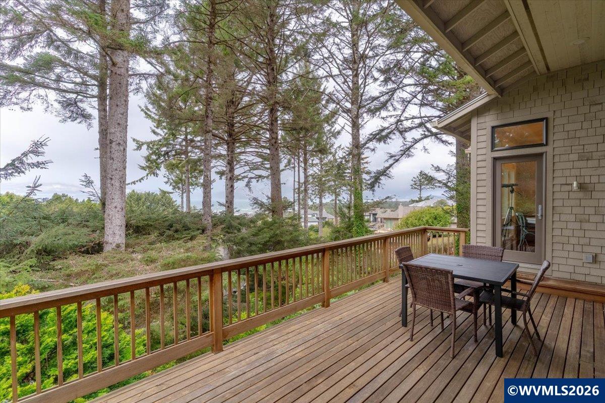 108 Ridge Crest Rd, Gleneden Beach, OR, 97388