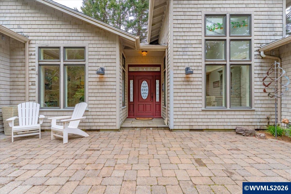 108 Ridge Crest Rd, Gleneden Beach, OR, 97388