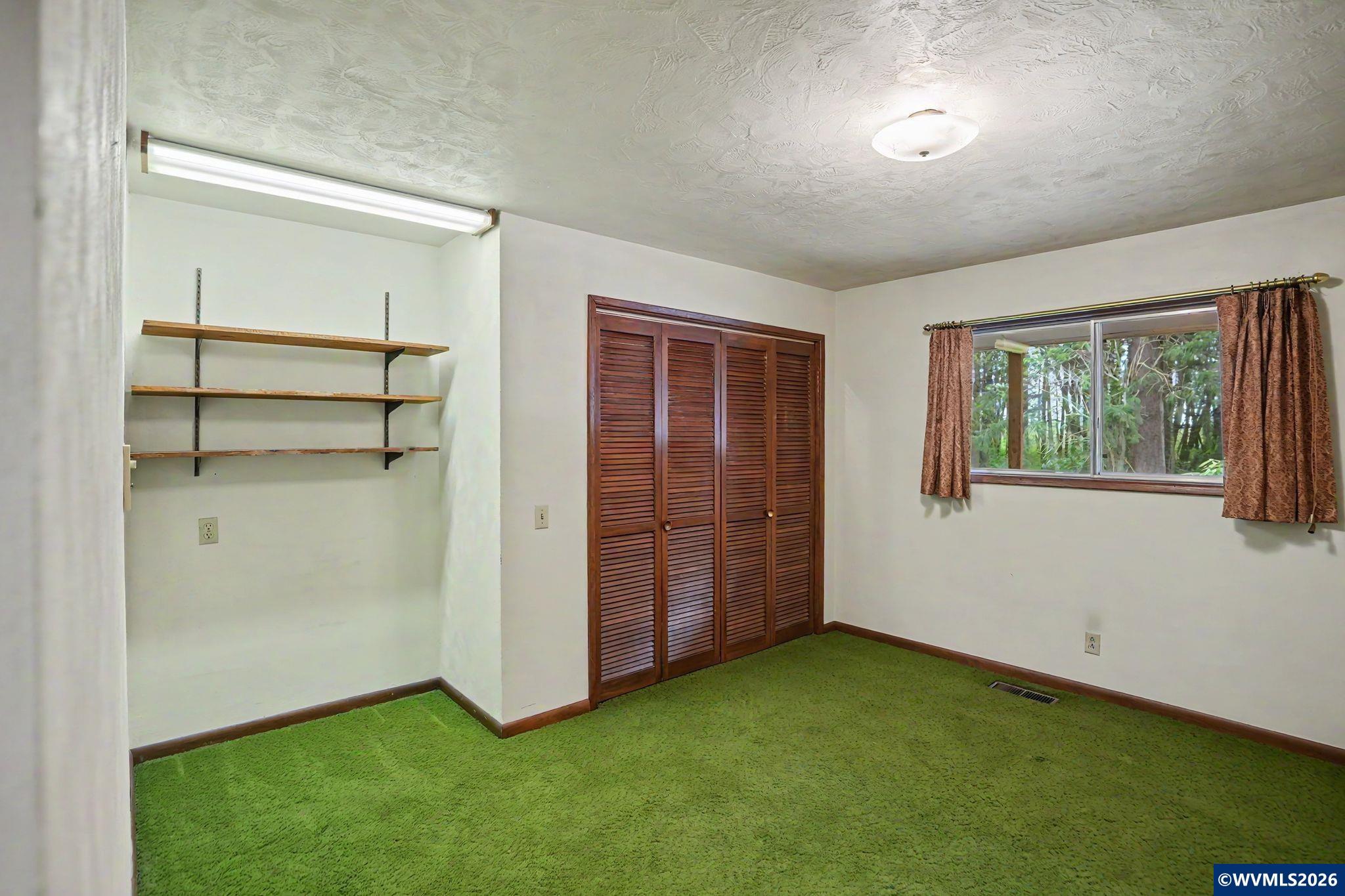 35861 Santiam Hwy SE