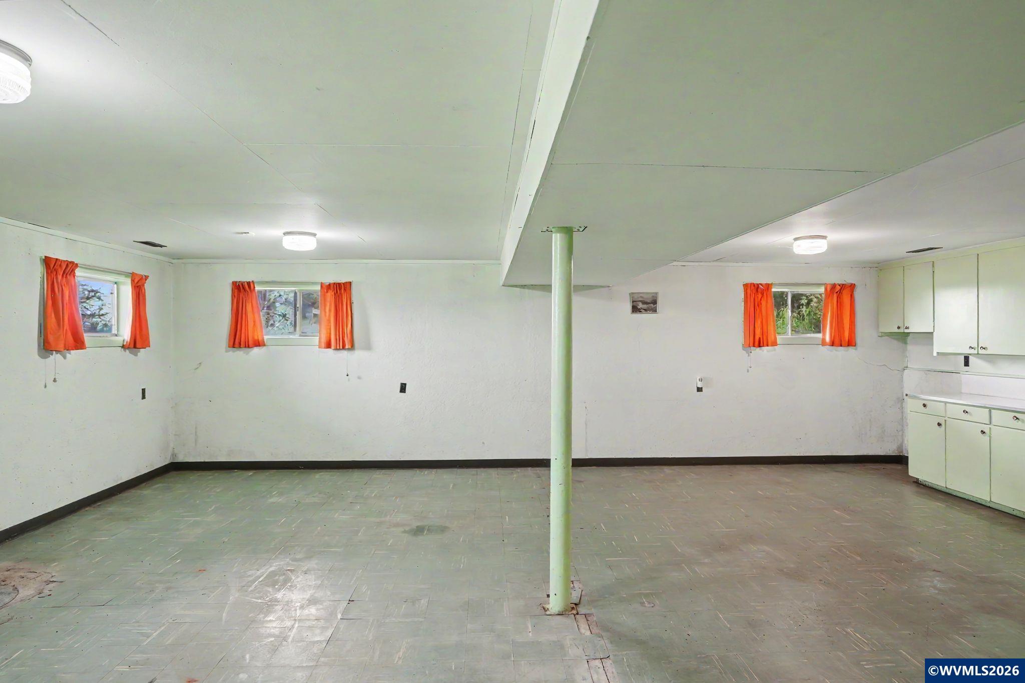 35861 Santiam Hwy SE