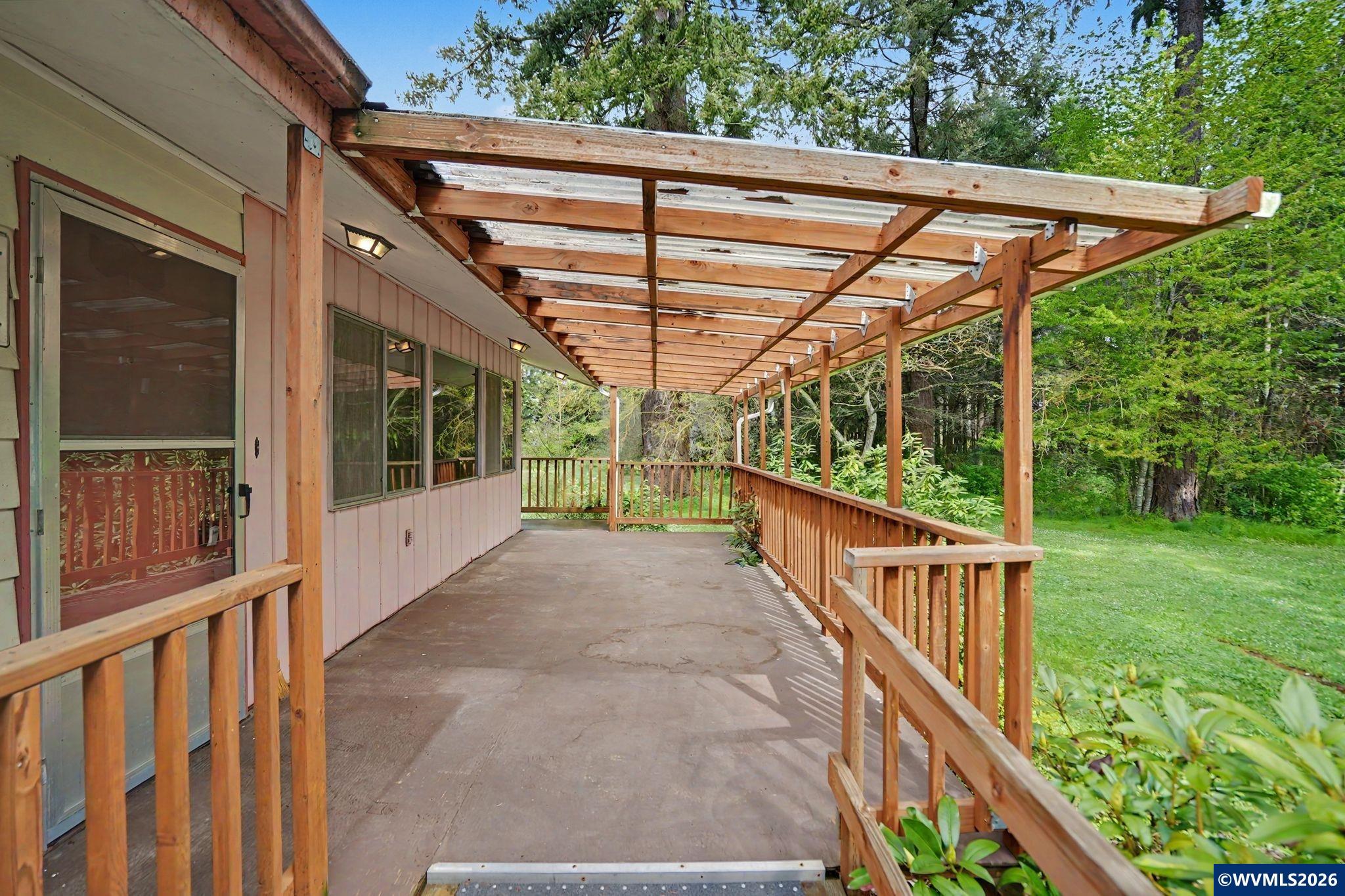 35861 Santiam Hwy SE