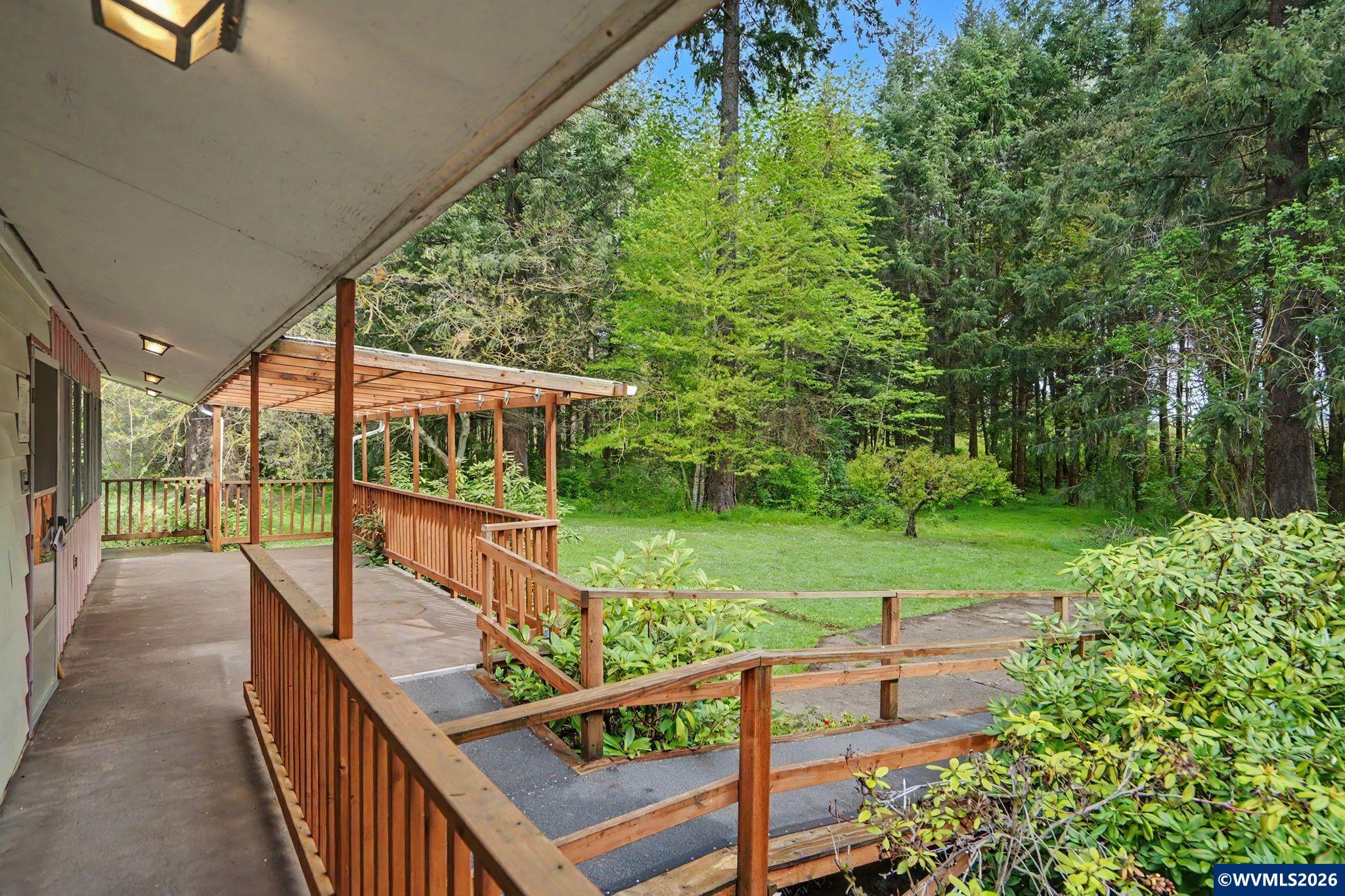 35861 Santiam Hwy SE