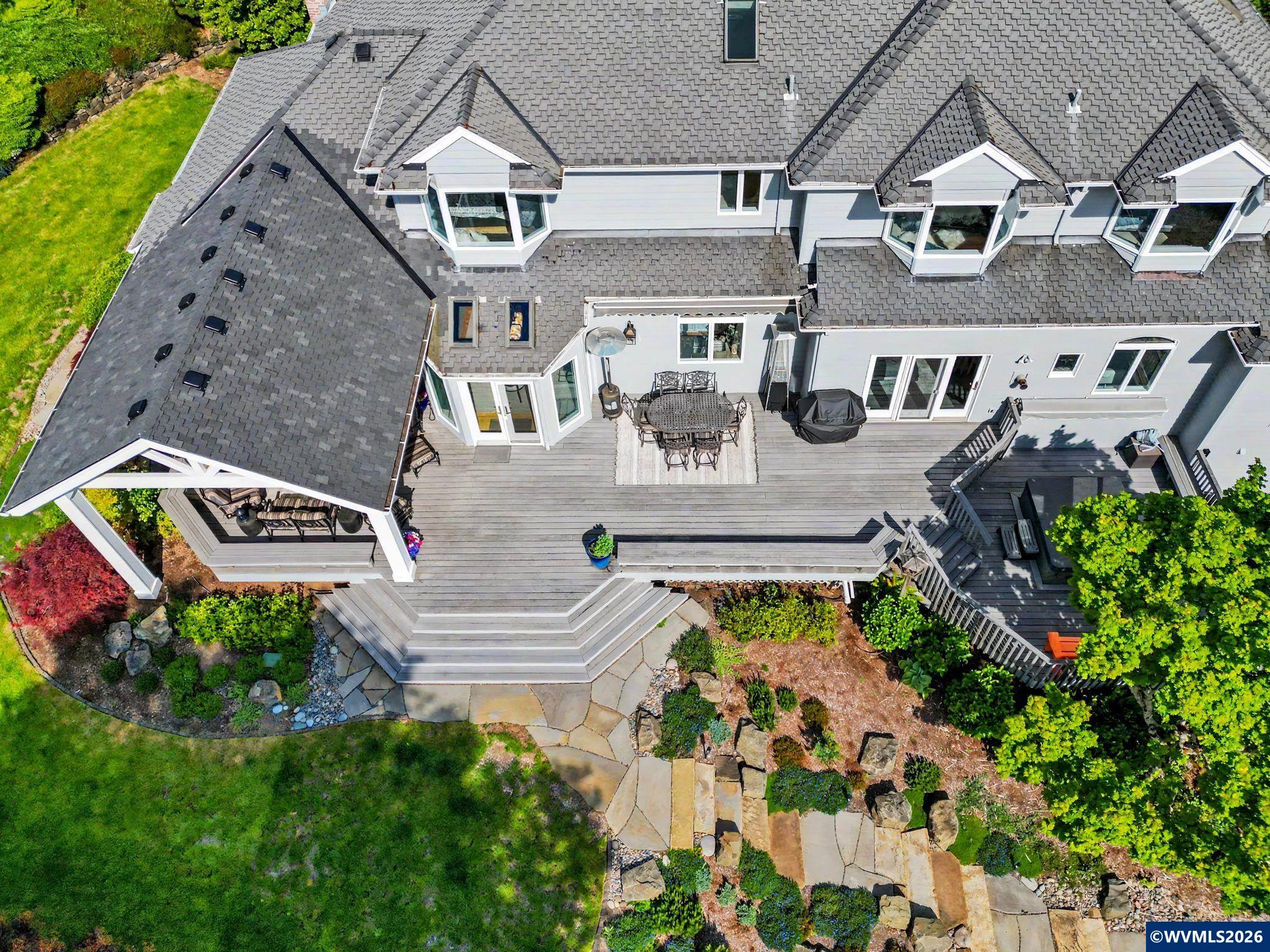 6445 NW Burgundy Dr