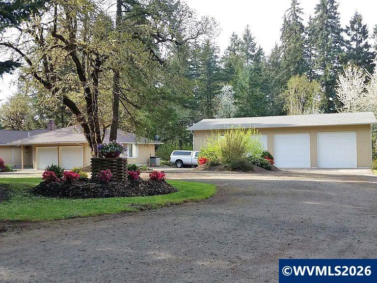 7030 SW Deerhaven Dr