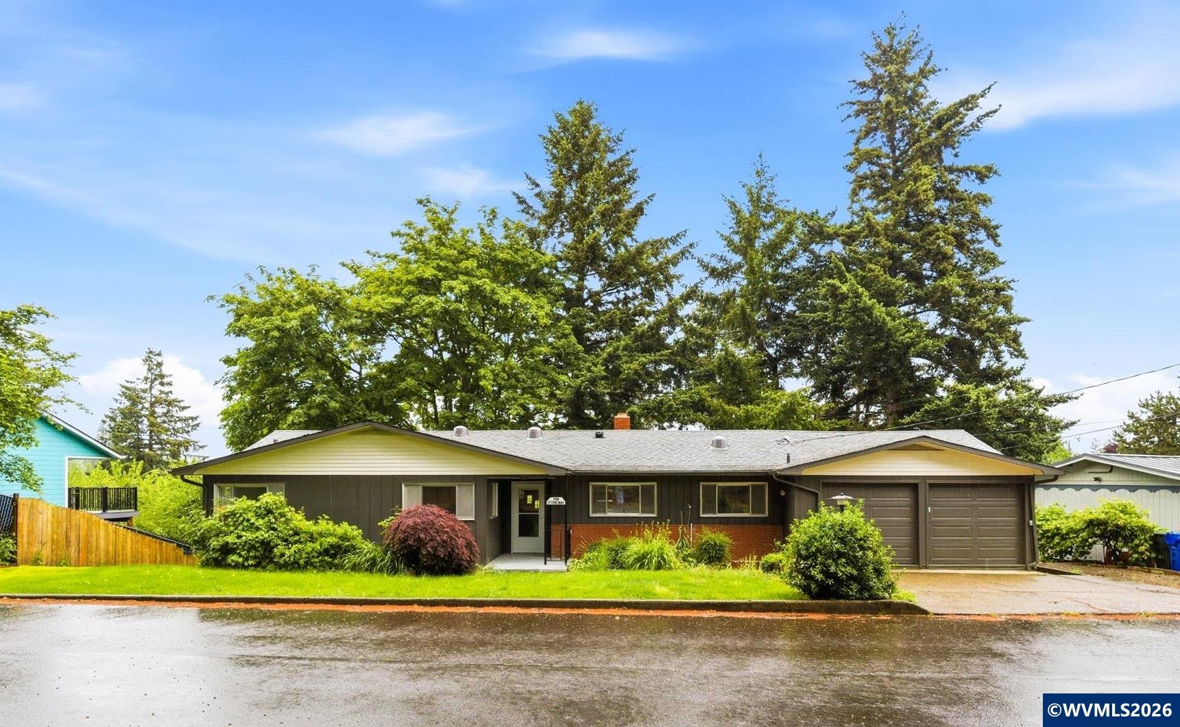 368 Stoneway Dr