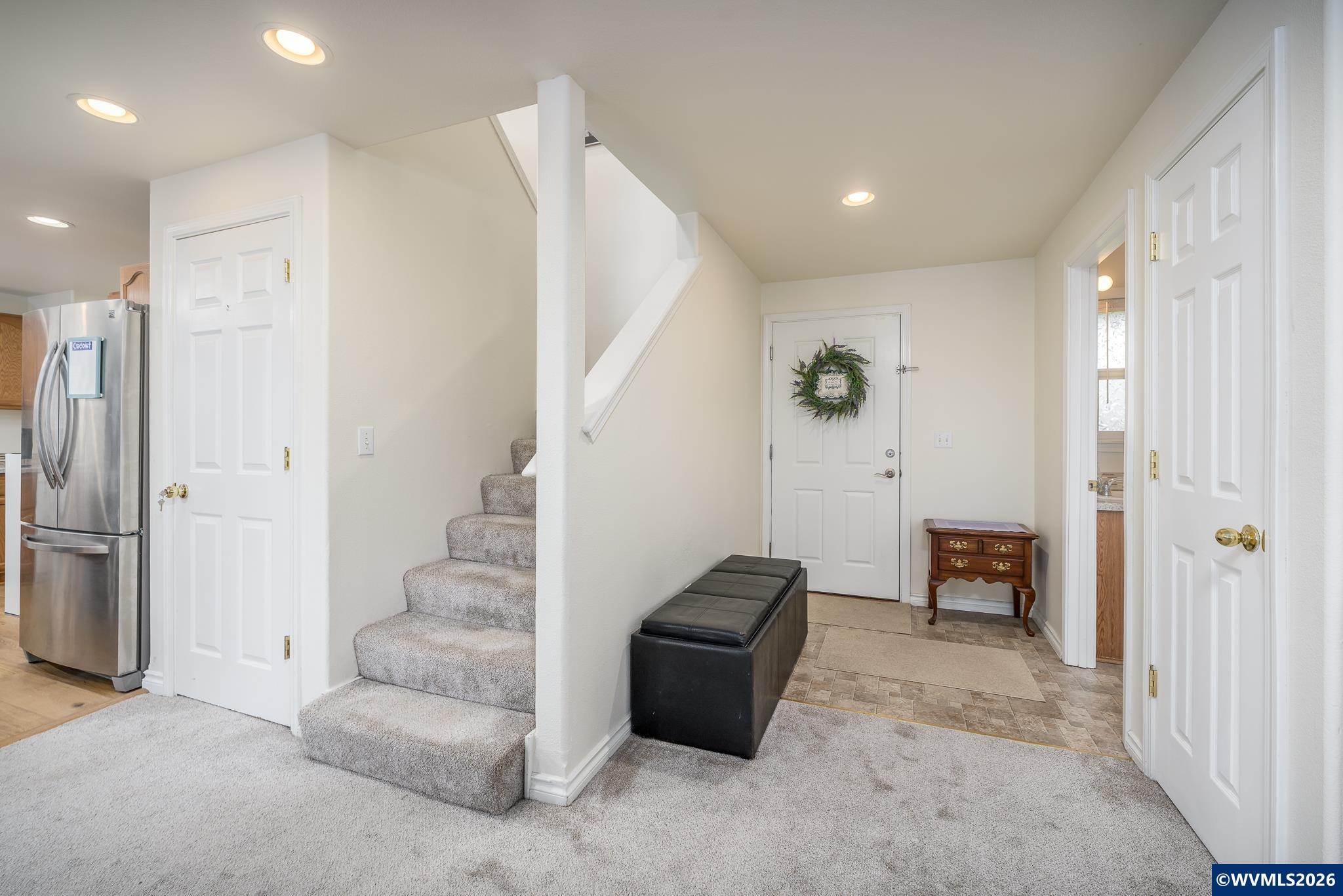 369 Pamela Ct