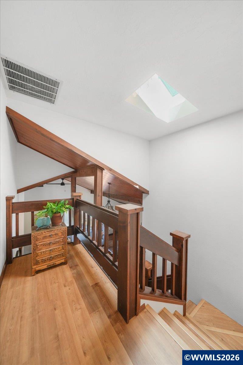 2015 NW Oceanview Dr