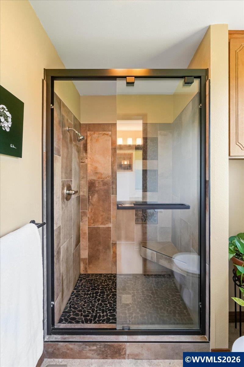 2015 NW Oceanview Dr