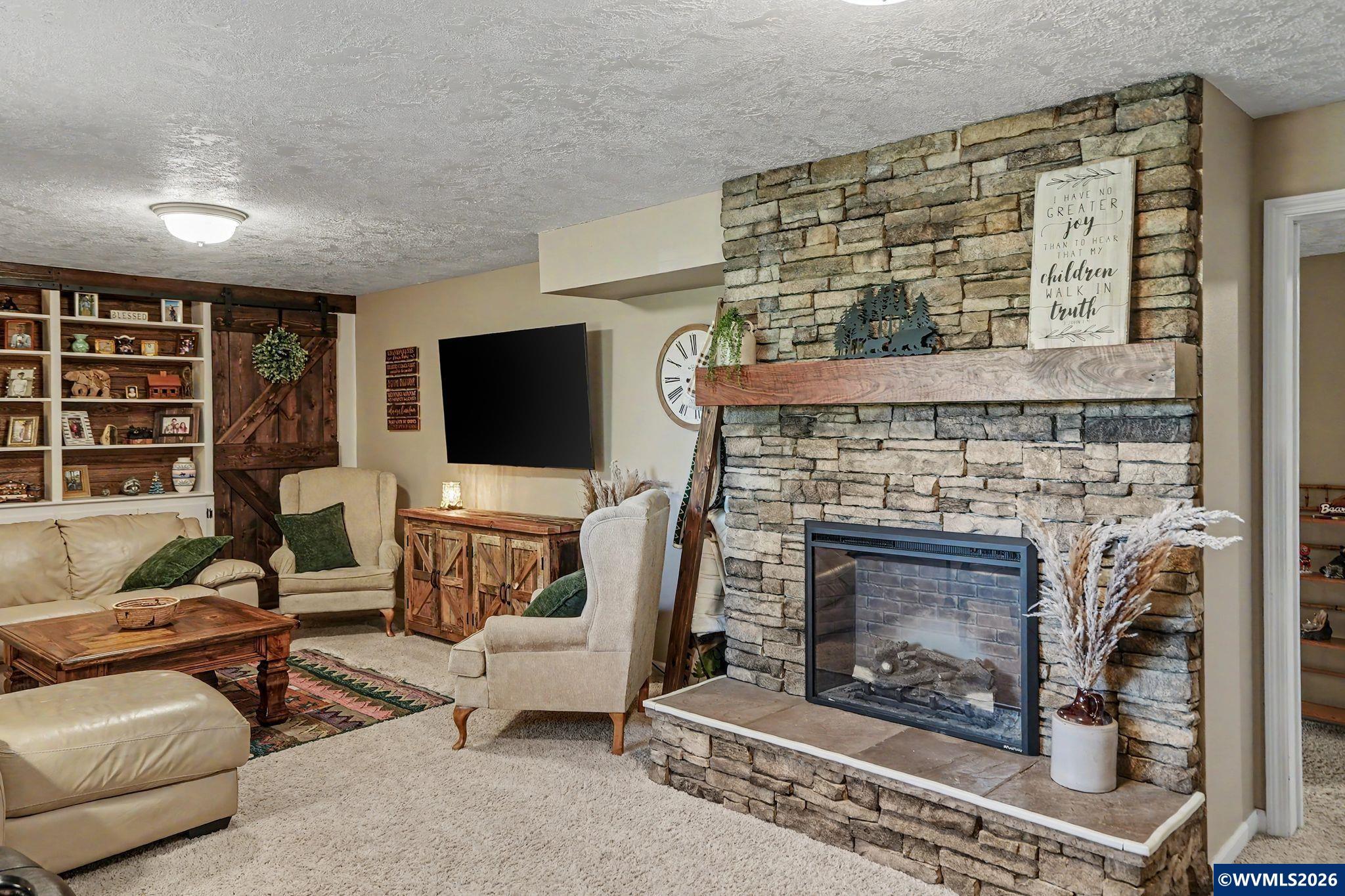 Image 33