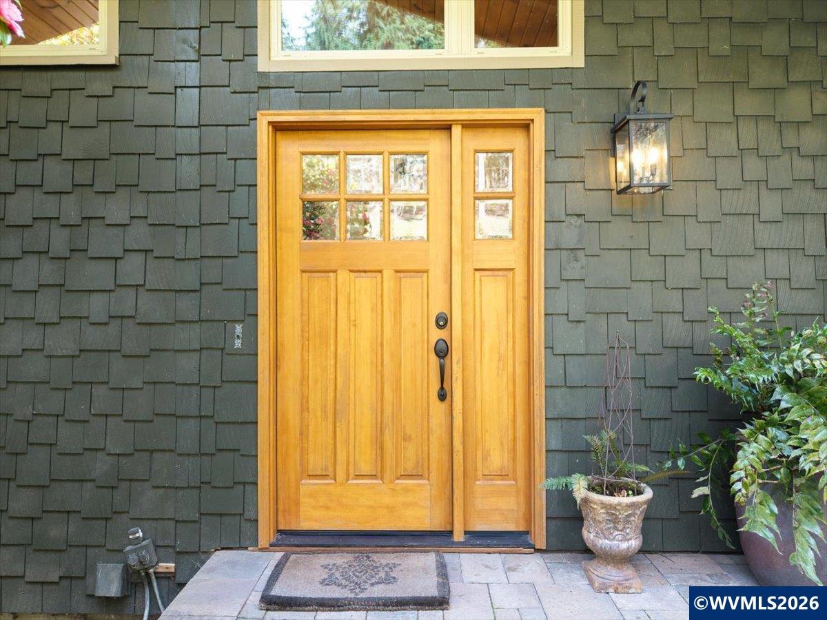1340 NW Worden Cir