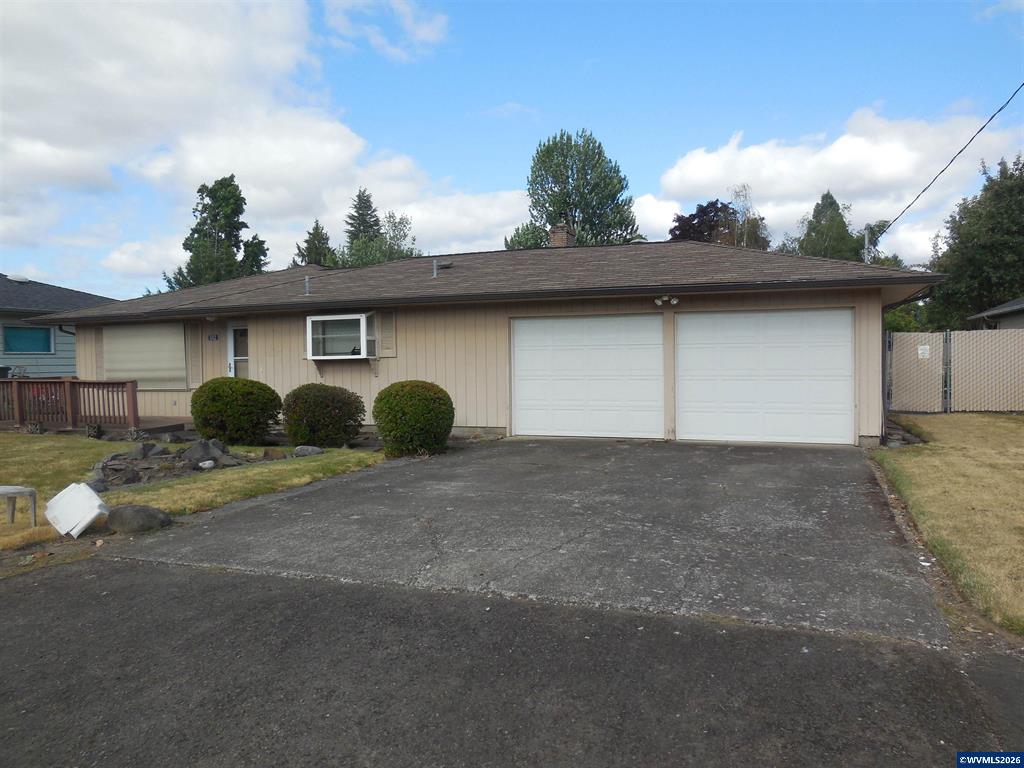 3 bed 2 bath ranch home with two car garage 542 Clarmar Dr NE Salem Oregon MLS 842901