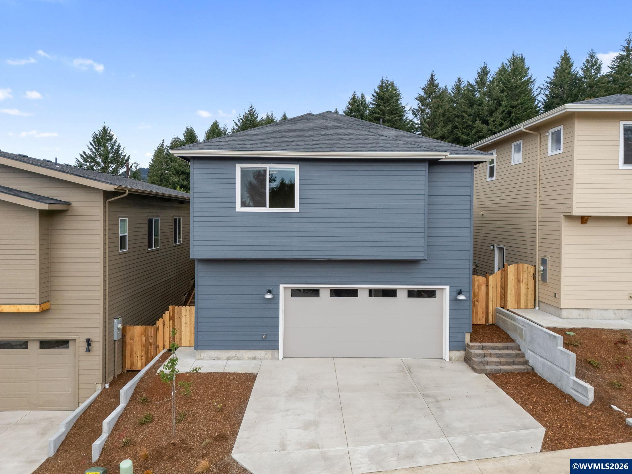 2044 NW Victory Av