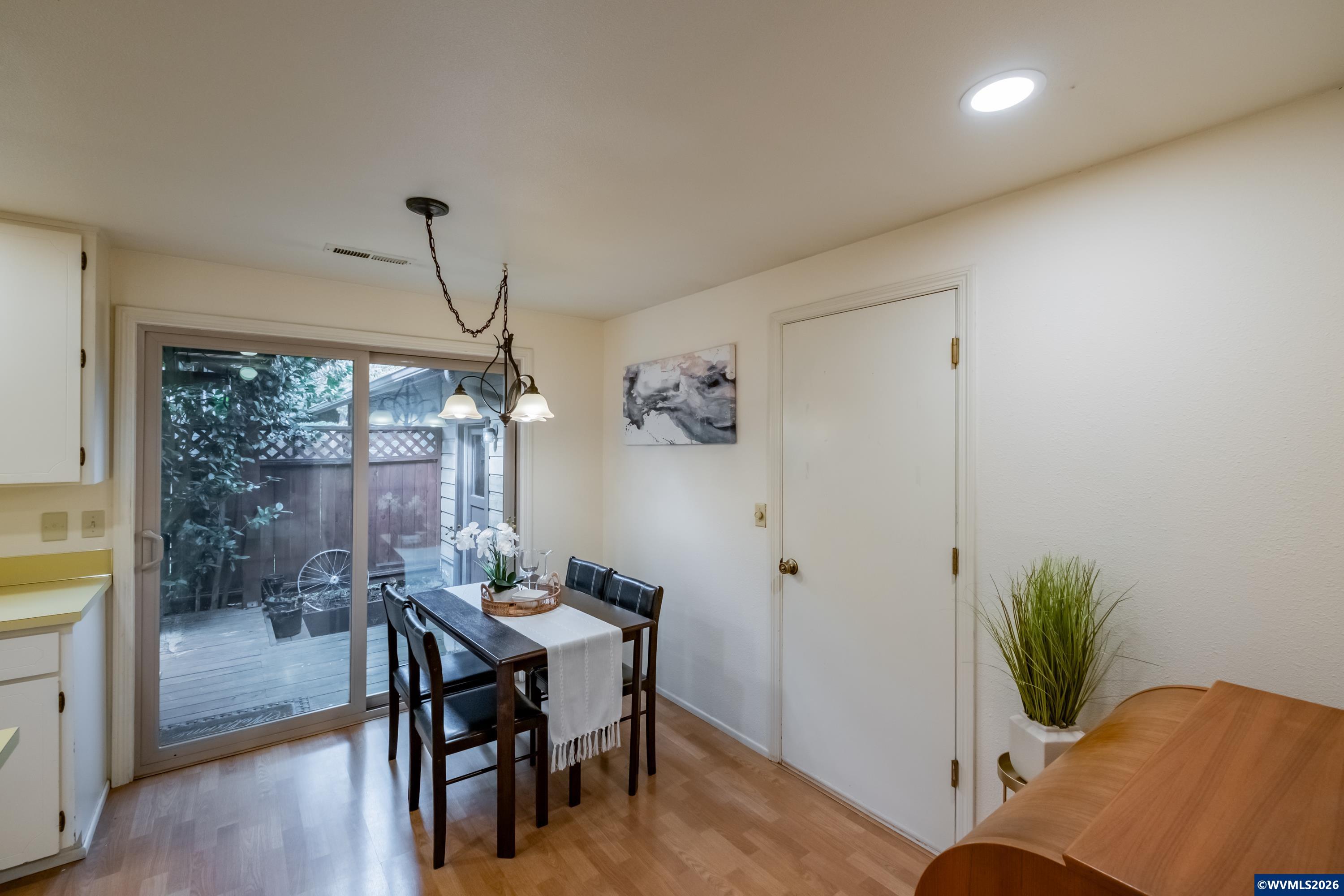 2600 NW Fireweed Pl