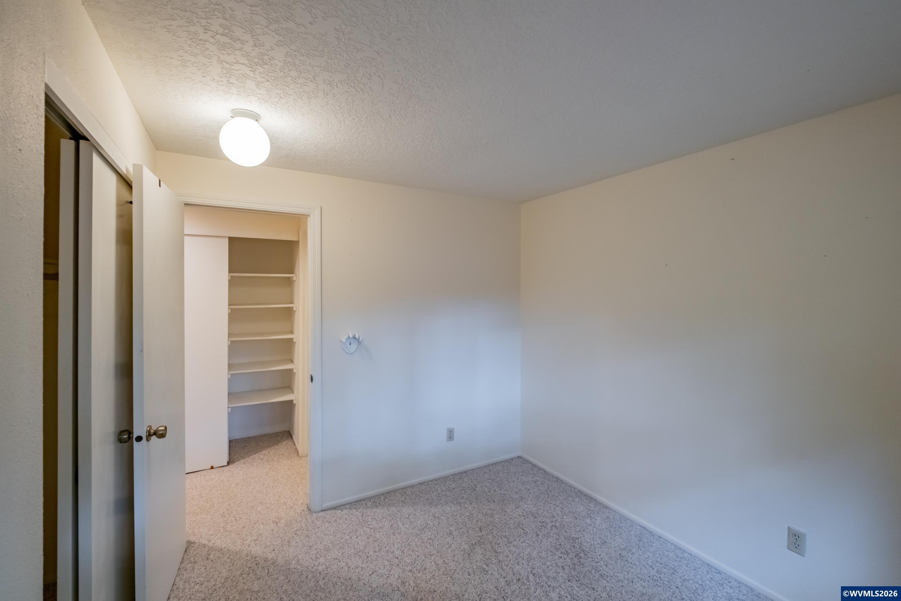 2600 NW Fireweed Pl