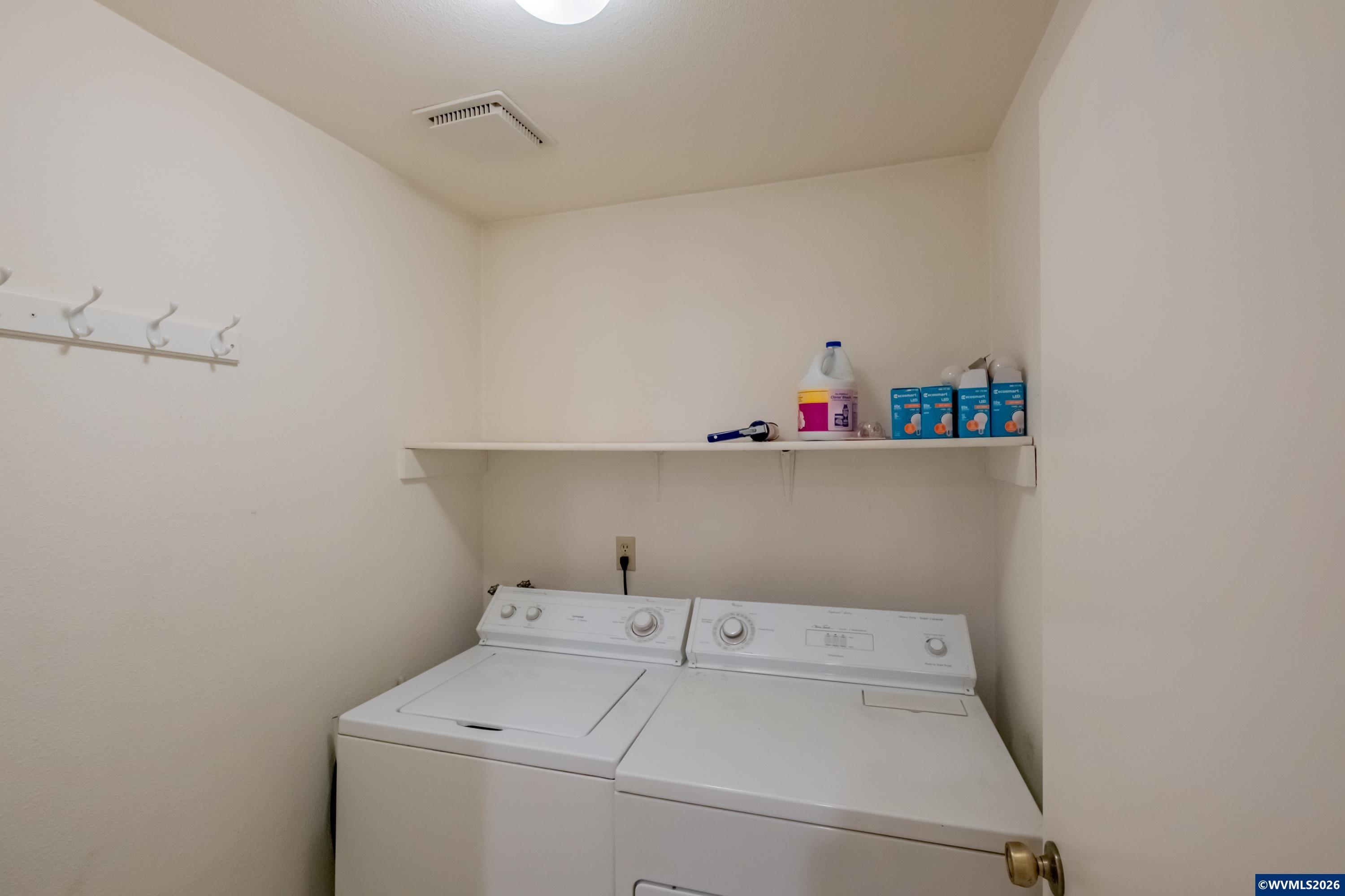 2600 NW Fireweed Pl