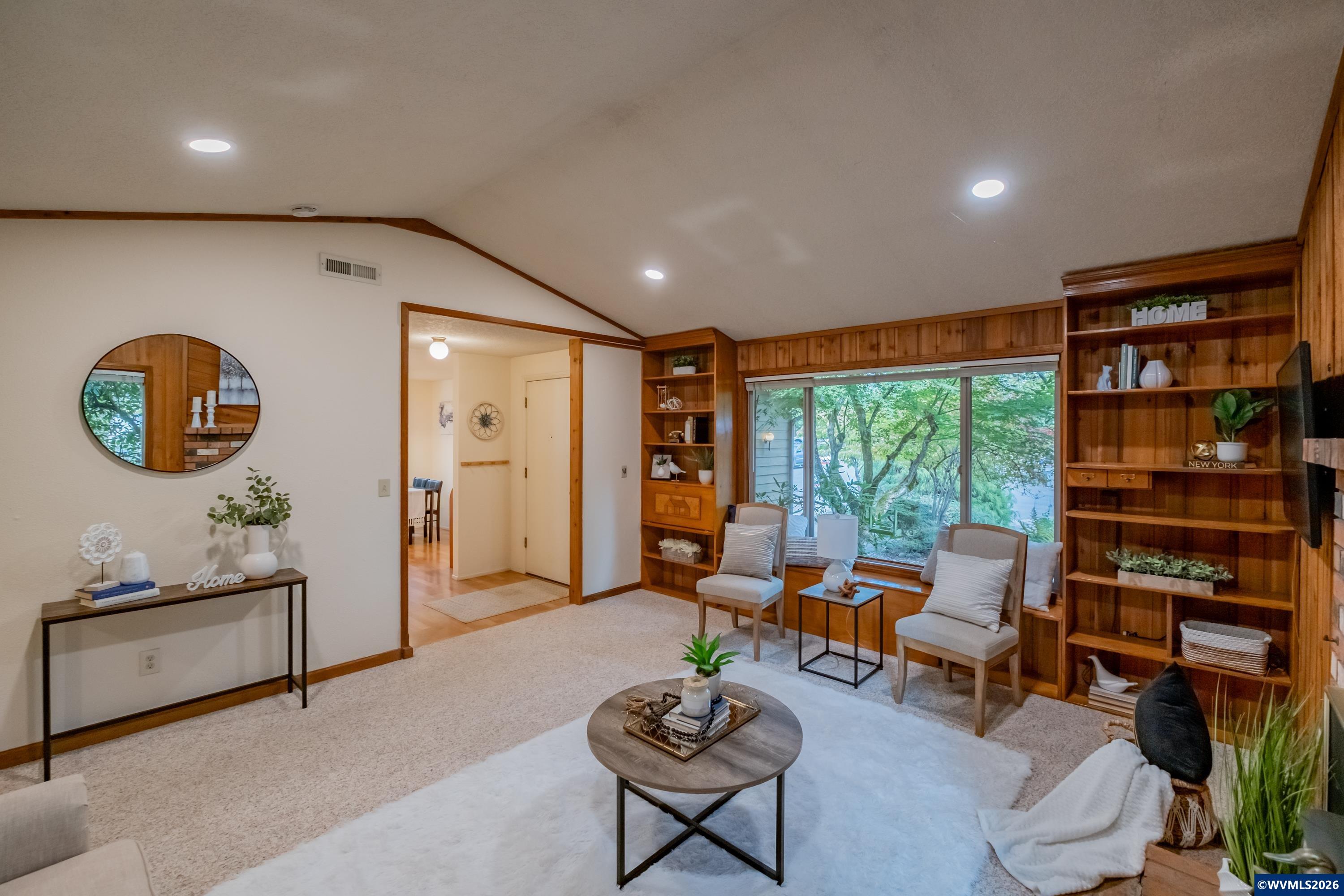 2600 NW Fireweed Pl