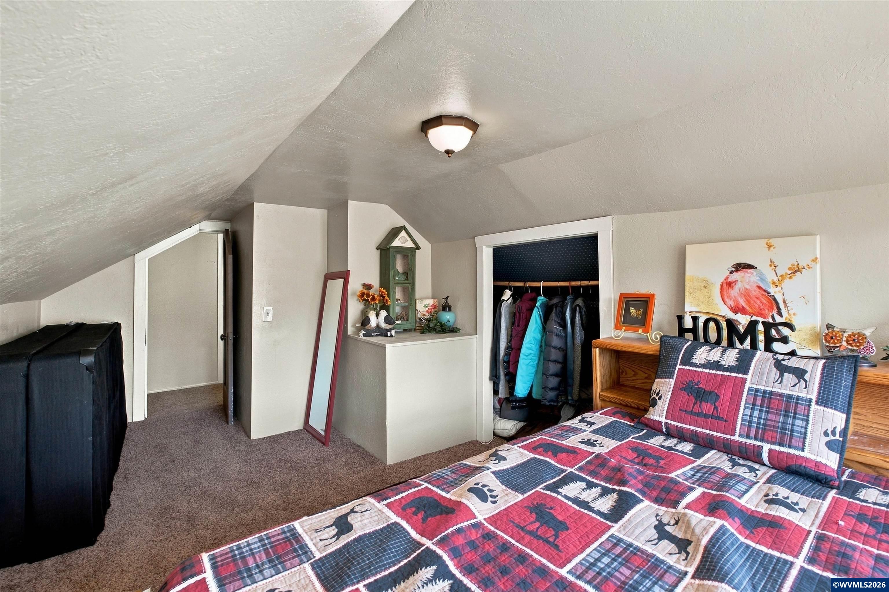 45979 Whiskey Butte Dr