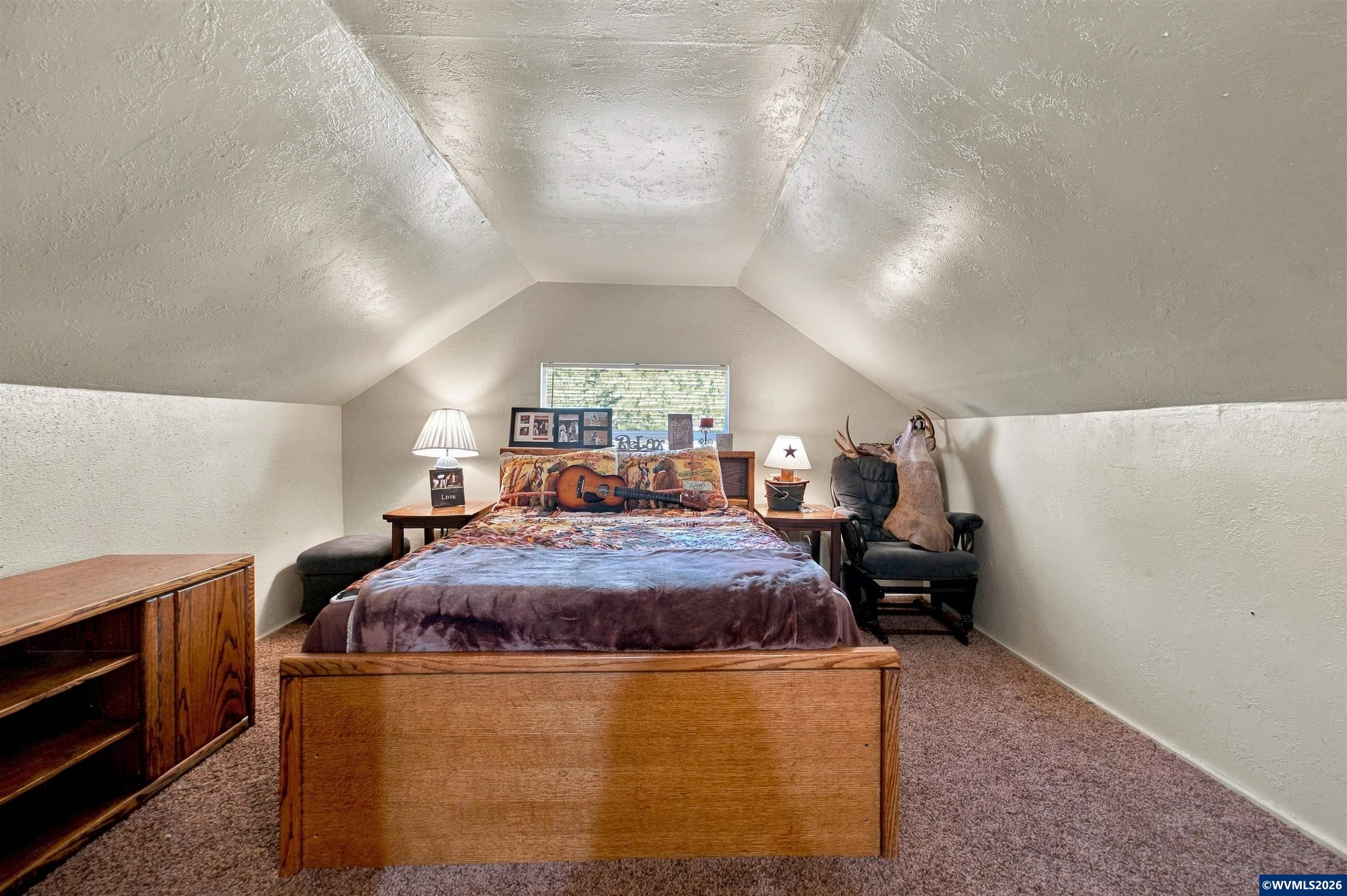45979 Whiskey Butte Dr