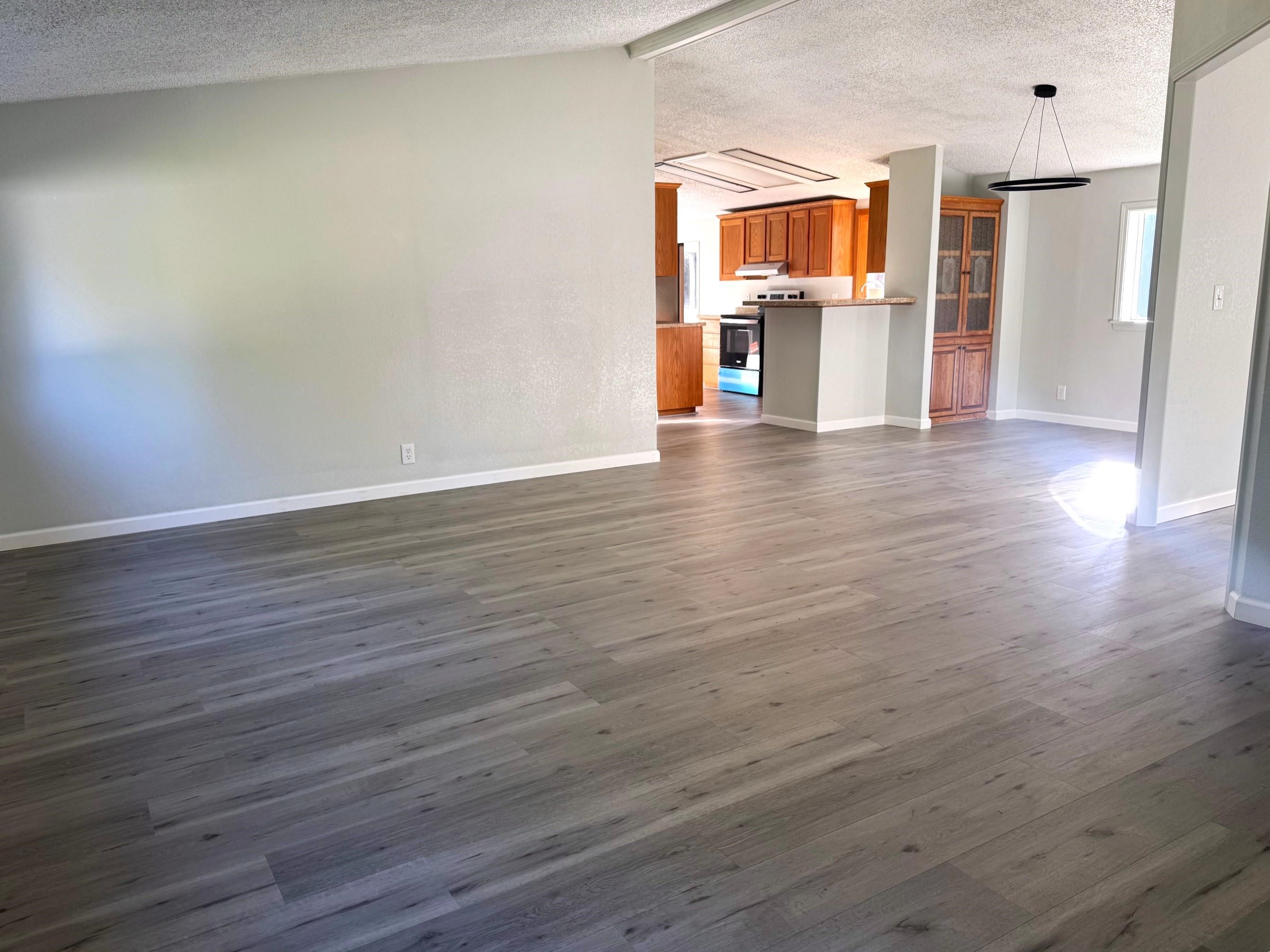 451 Cessna Drive photo 6
