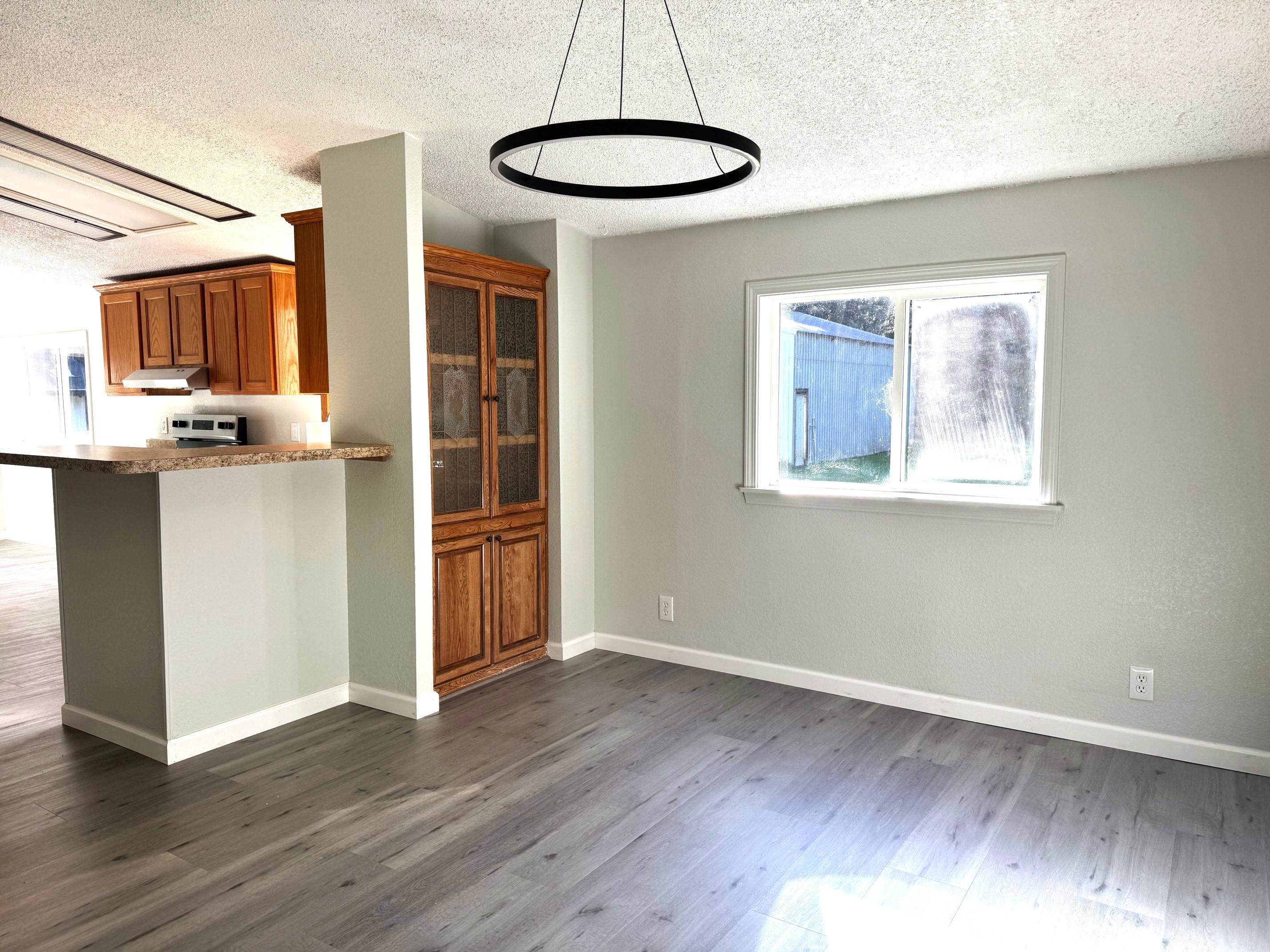 451 Cessna Drive photo 7
