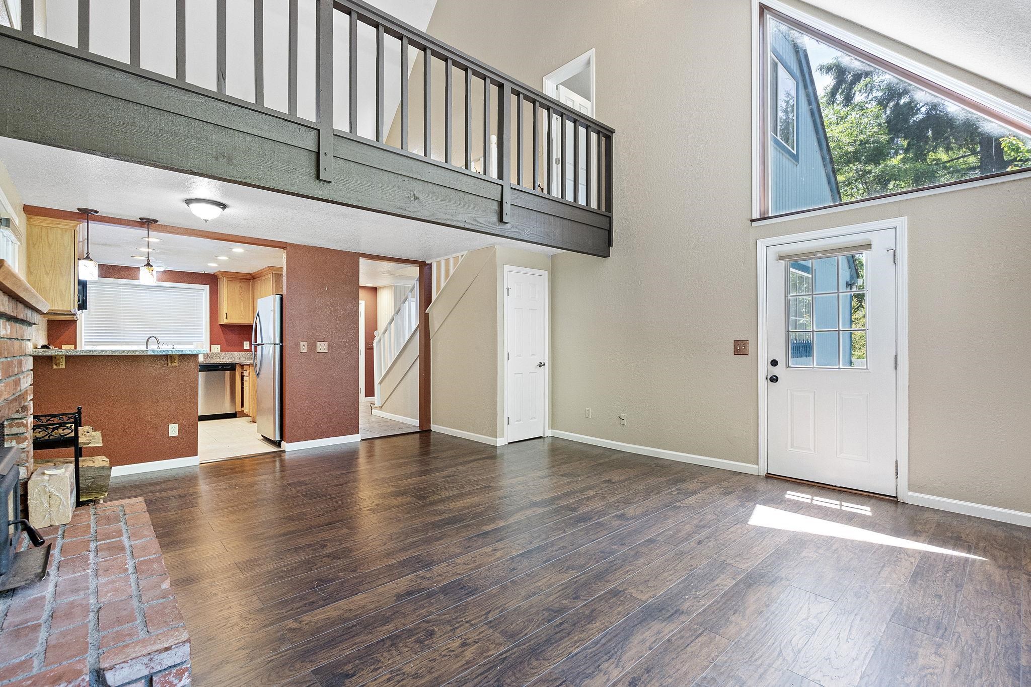 2131 Collins Road photo 7