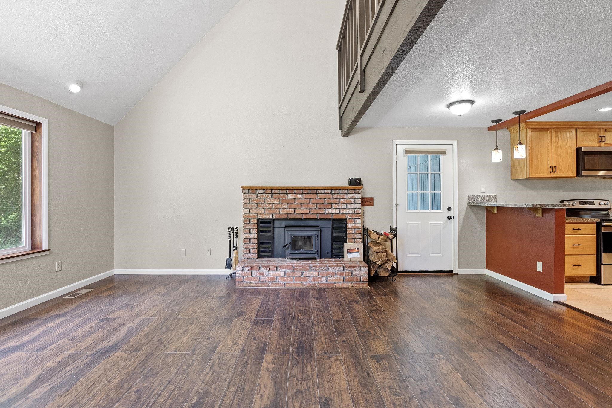 2131 Collins Road photo 8