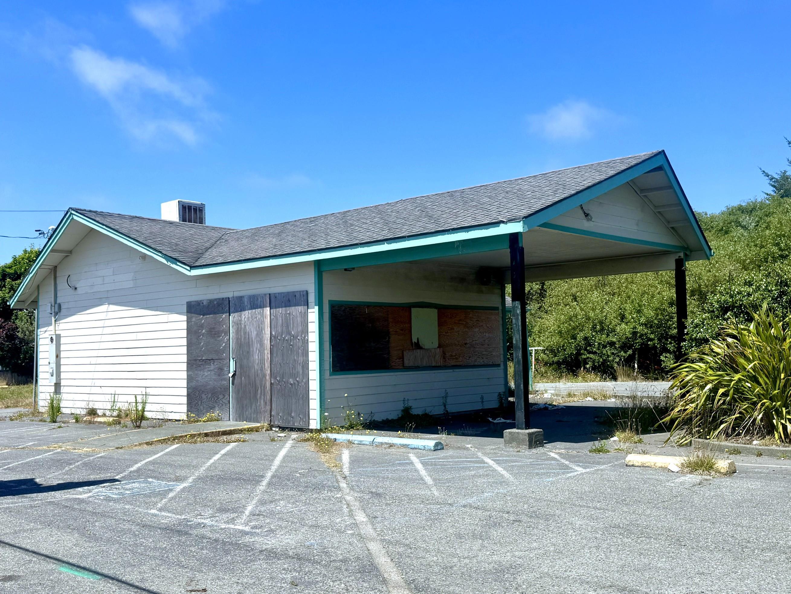 309 US Hwy 101 South photo 4
