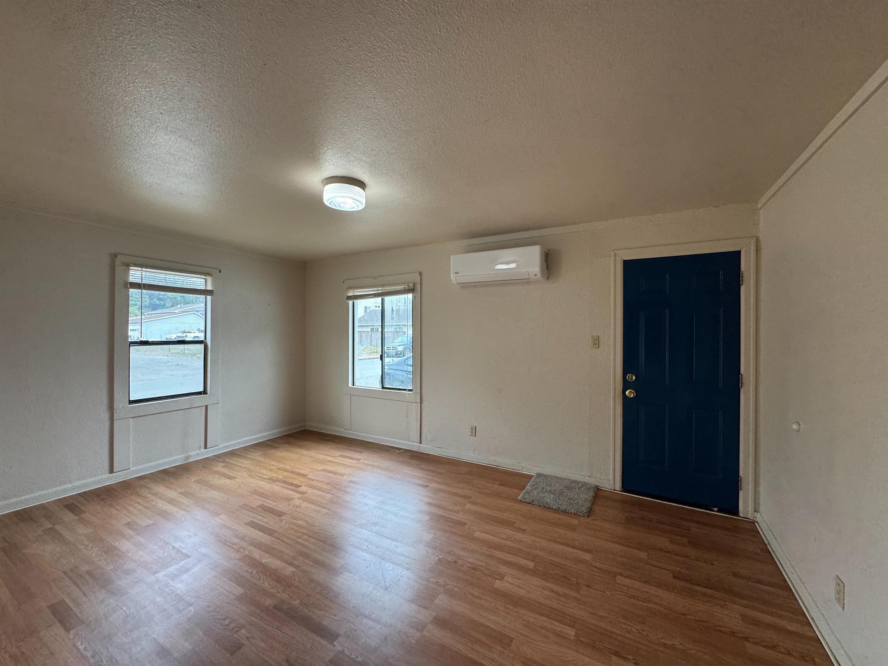 218 Maiden Lane photo 12