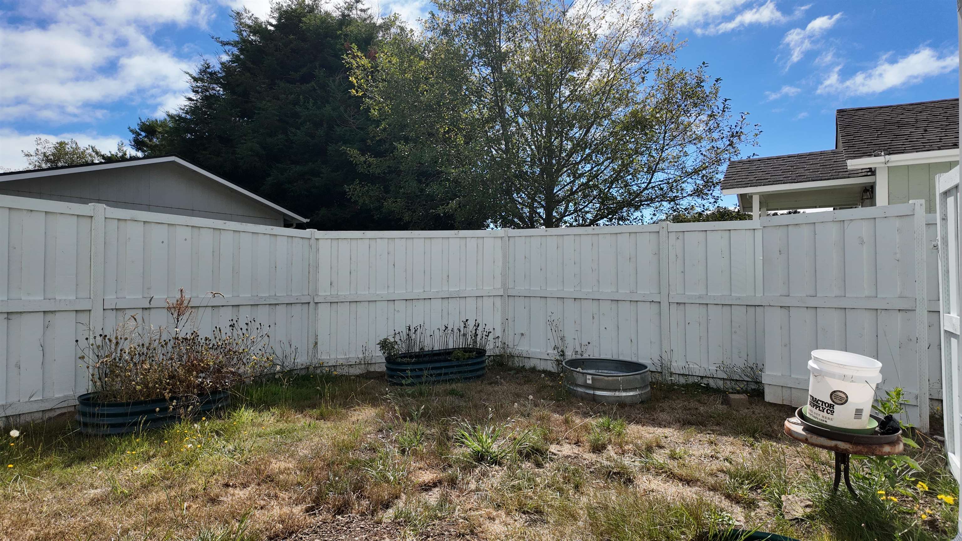 218 Maiden Lane photo 6