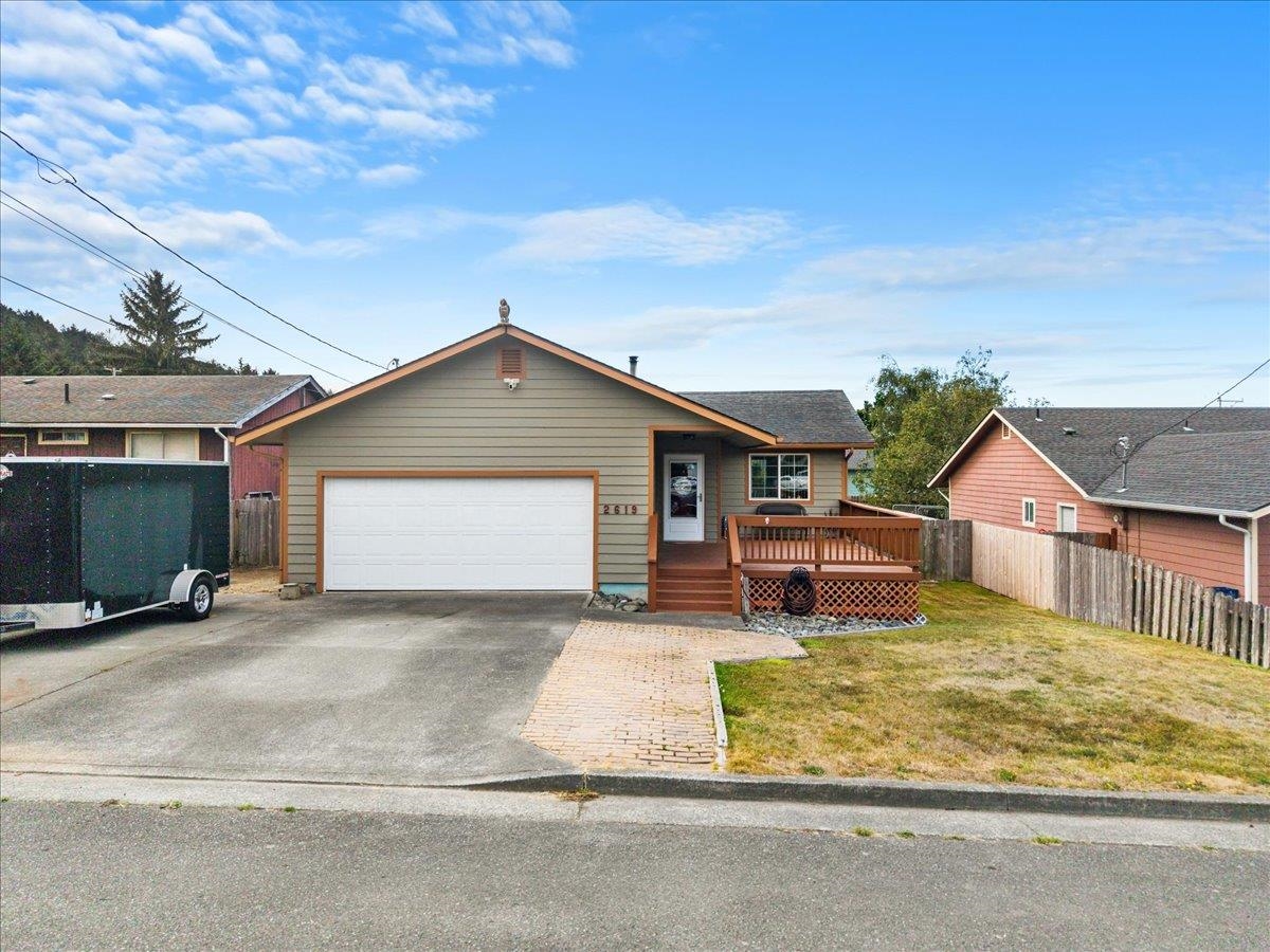 2619 Nickel Avenue photo 2
