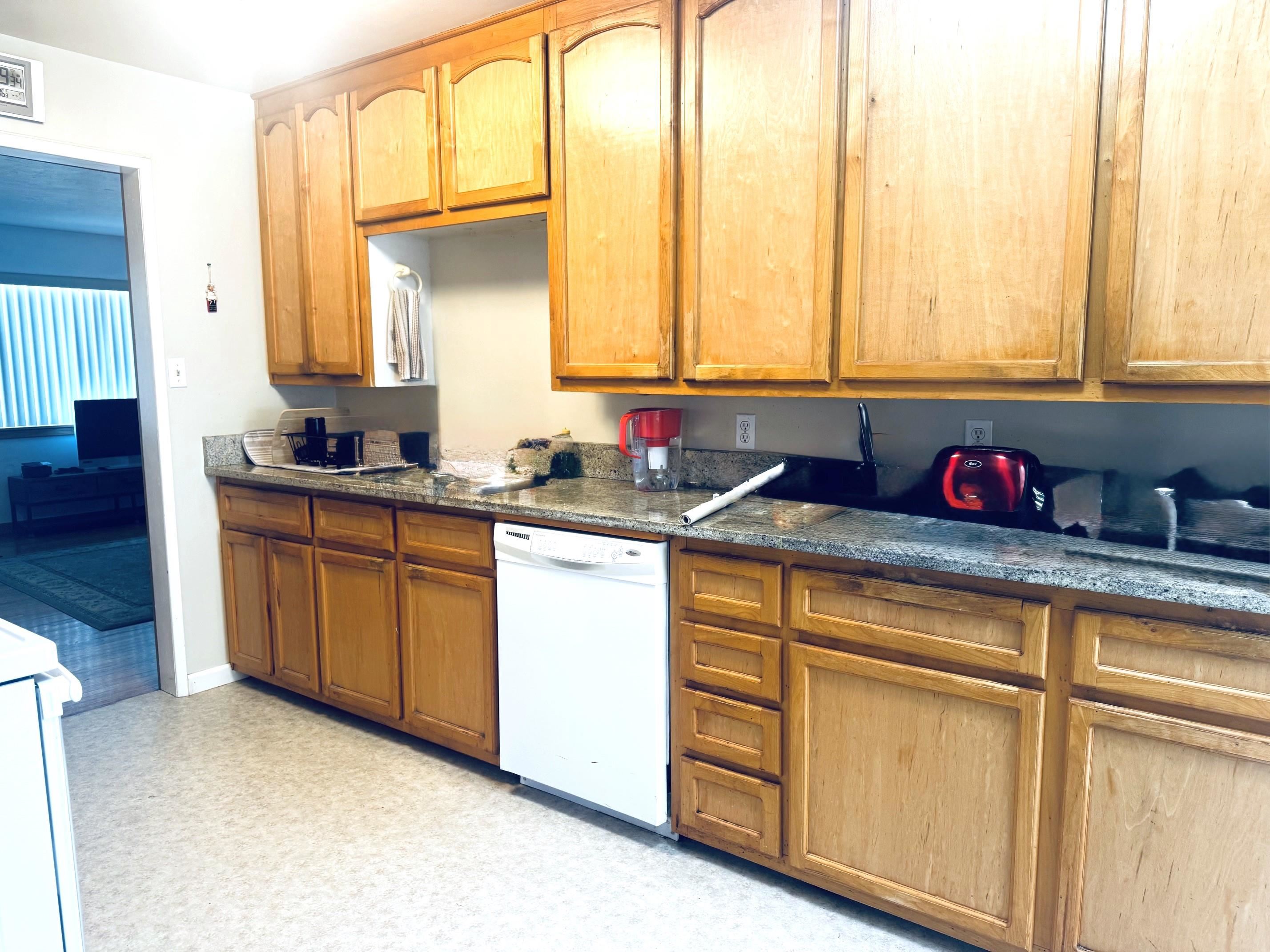 1414 Gainard Street photo 5