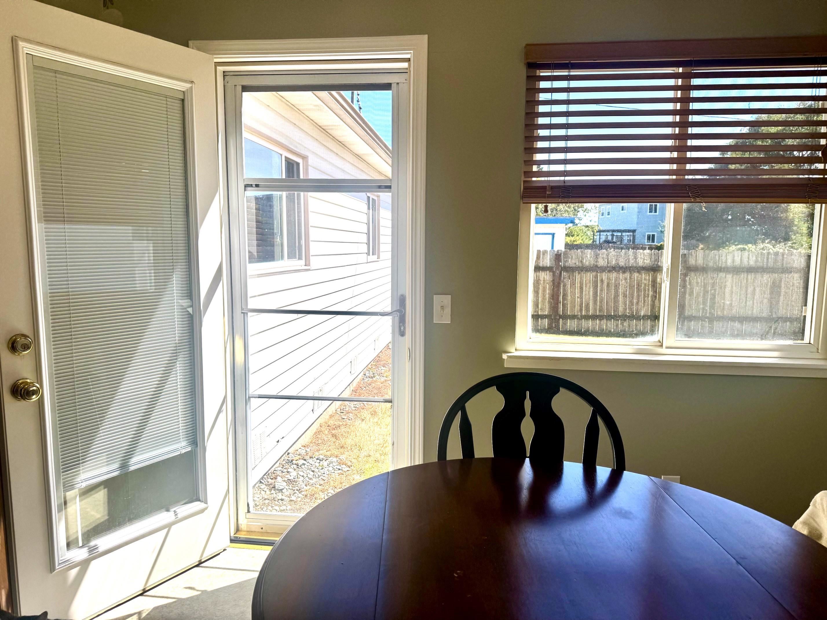 1414 Gainard Street photo 8