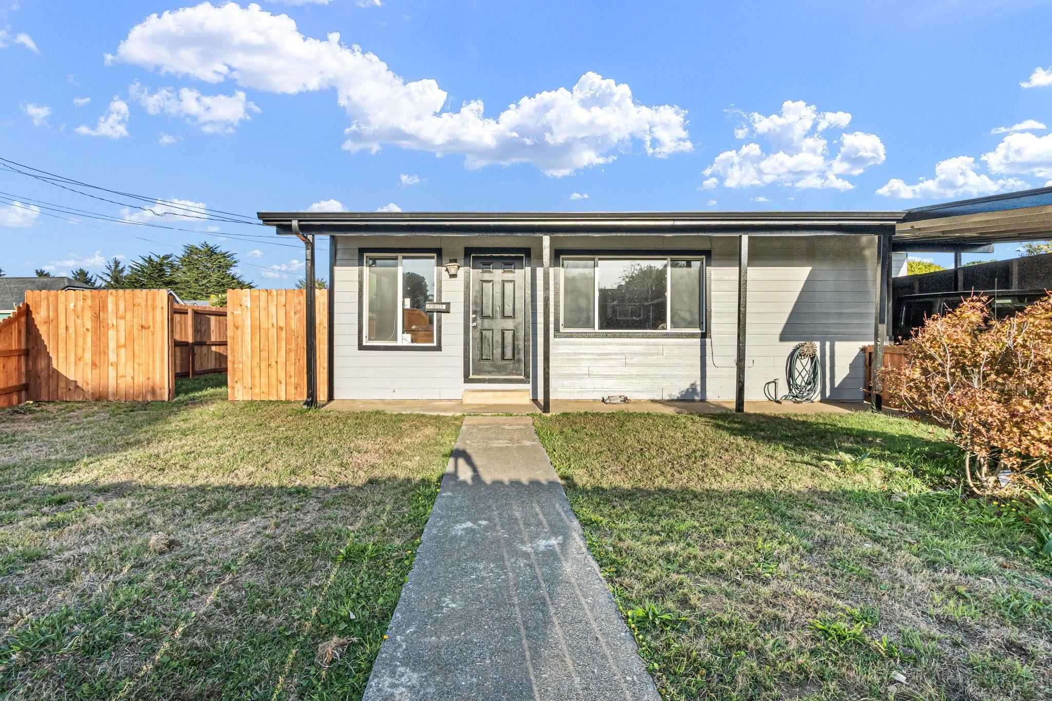 545 Reddy Avenue photo 2