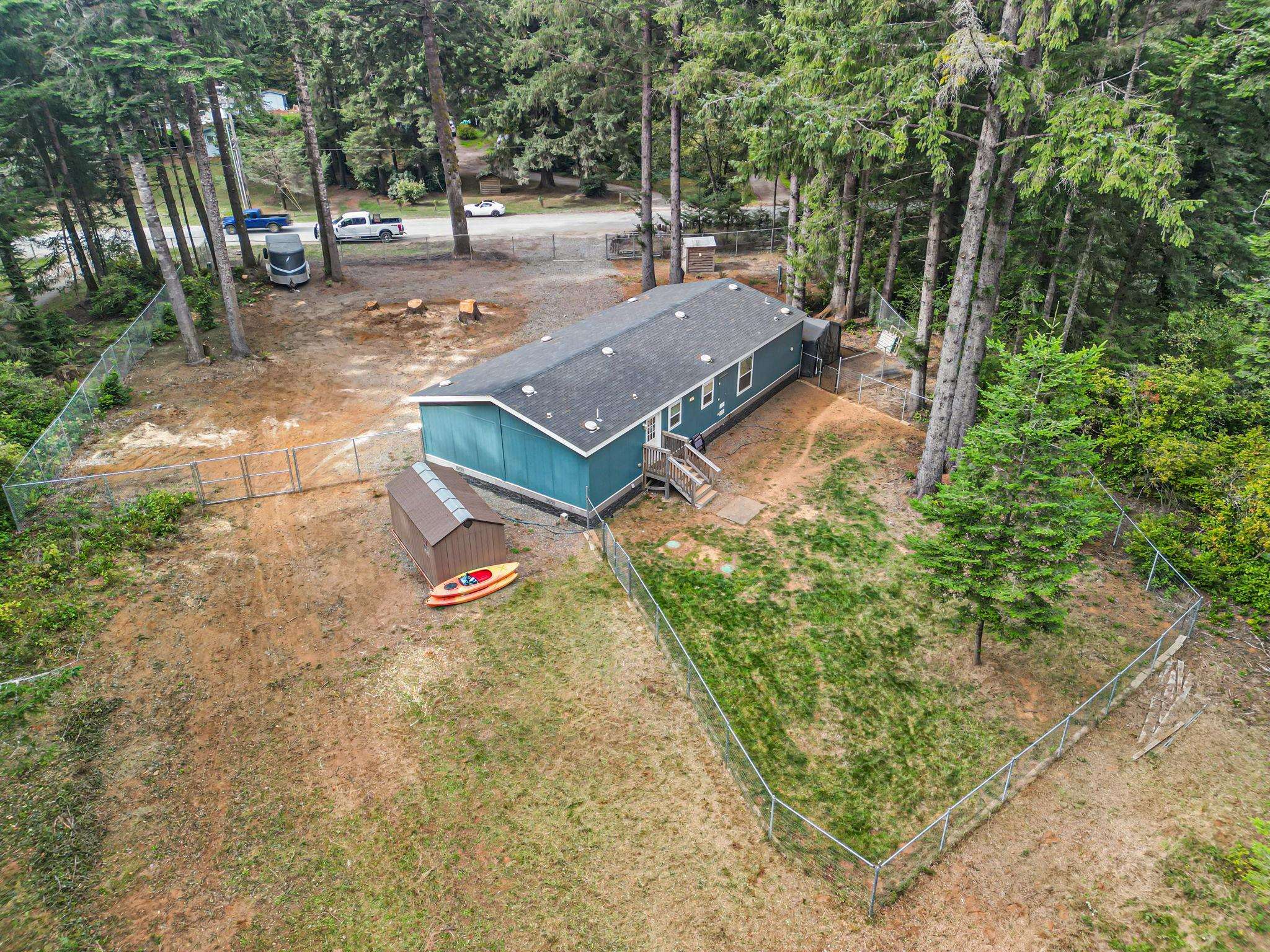 1100 Carole Lane photo 2