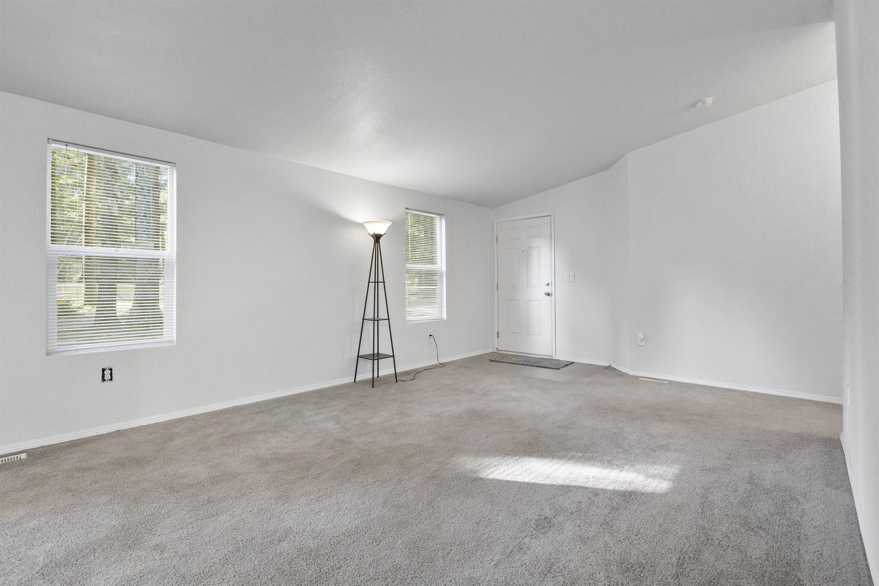 1100 Carole Lane photo 5