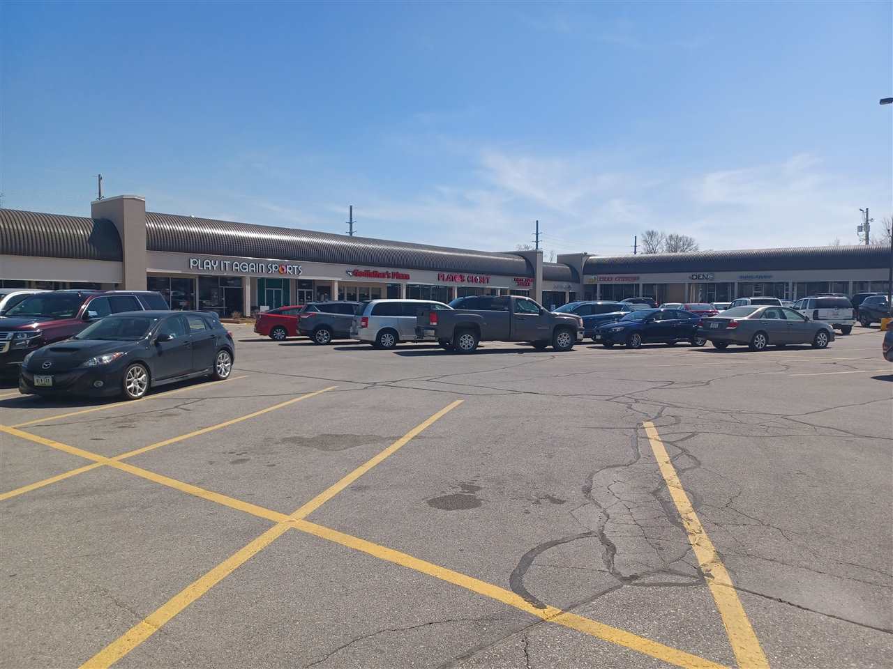 3611 1st Ave SE #2, 9, 21, 22, 23 and 24 CedarRapids IA 52402