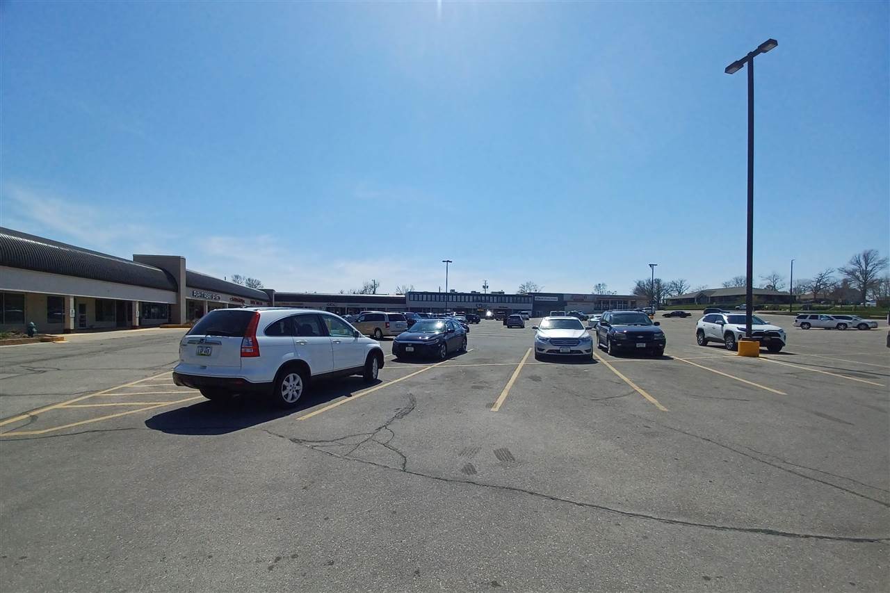 3611 1st Ave SE #2, 9, 21, 22, 23 and 24 CedarRapids IA 52402