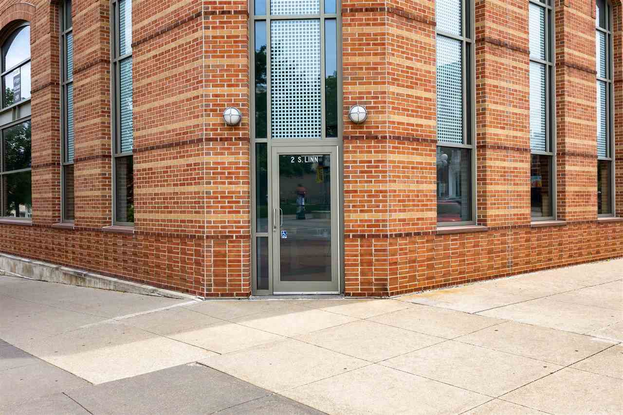 2 S Linn St IowaCity IA 52240