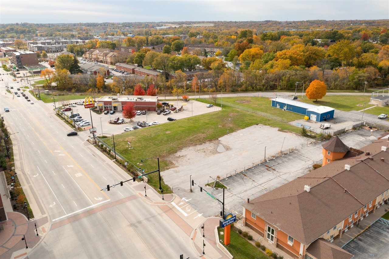 622-626 1st Ave Coralville IA 52241