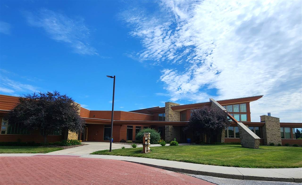 3273 Ridgeway Dr #C Coralville IA 52241
