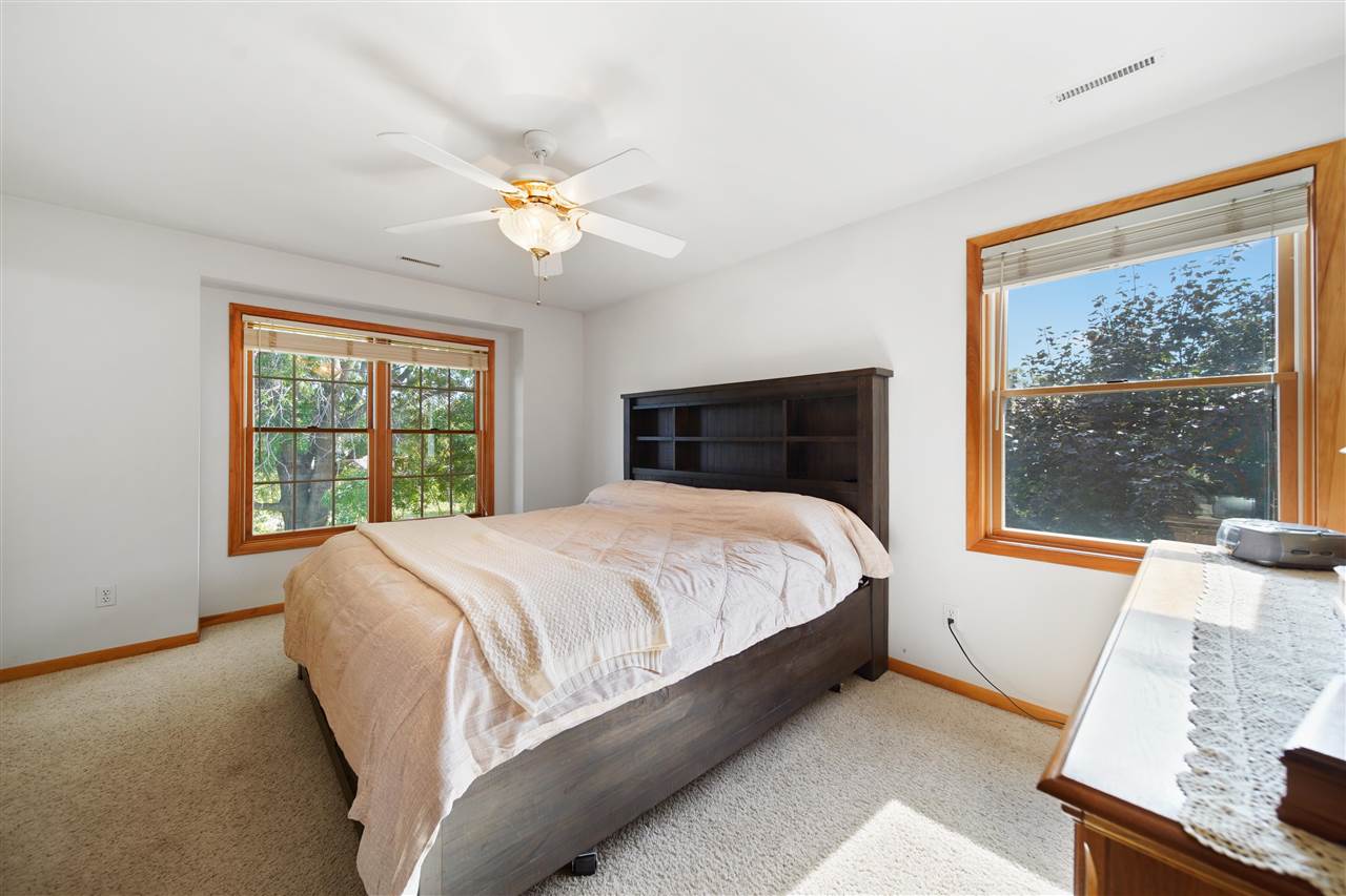 Rosebud Ct, Coralville, IA, 52241