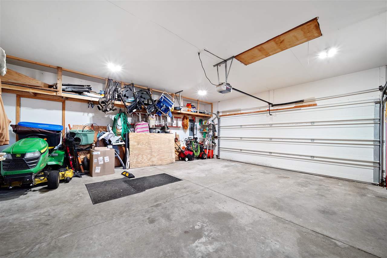 Rosebud Ct, Coralville, IA, 52241