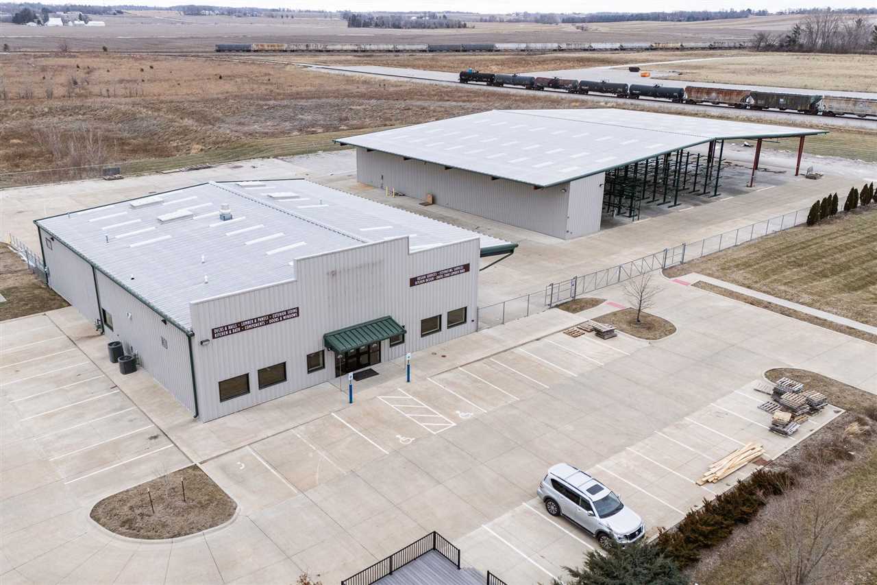 4340 420th St SE IowaCity IA 52240